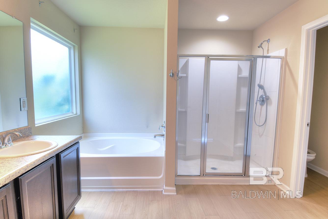 https://zimg.paragon.ice.com/ParagonImages/Property/PG/BCAR/396728/26/0/0/89b97e091505acec64bf3c8ff8380a21/7/1a8011434846370678e5ec04b9980543/396728-1b8d32f6-c5c3-4abd-b3cd-fe9fa199c89d.JPG