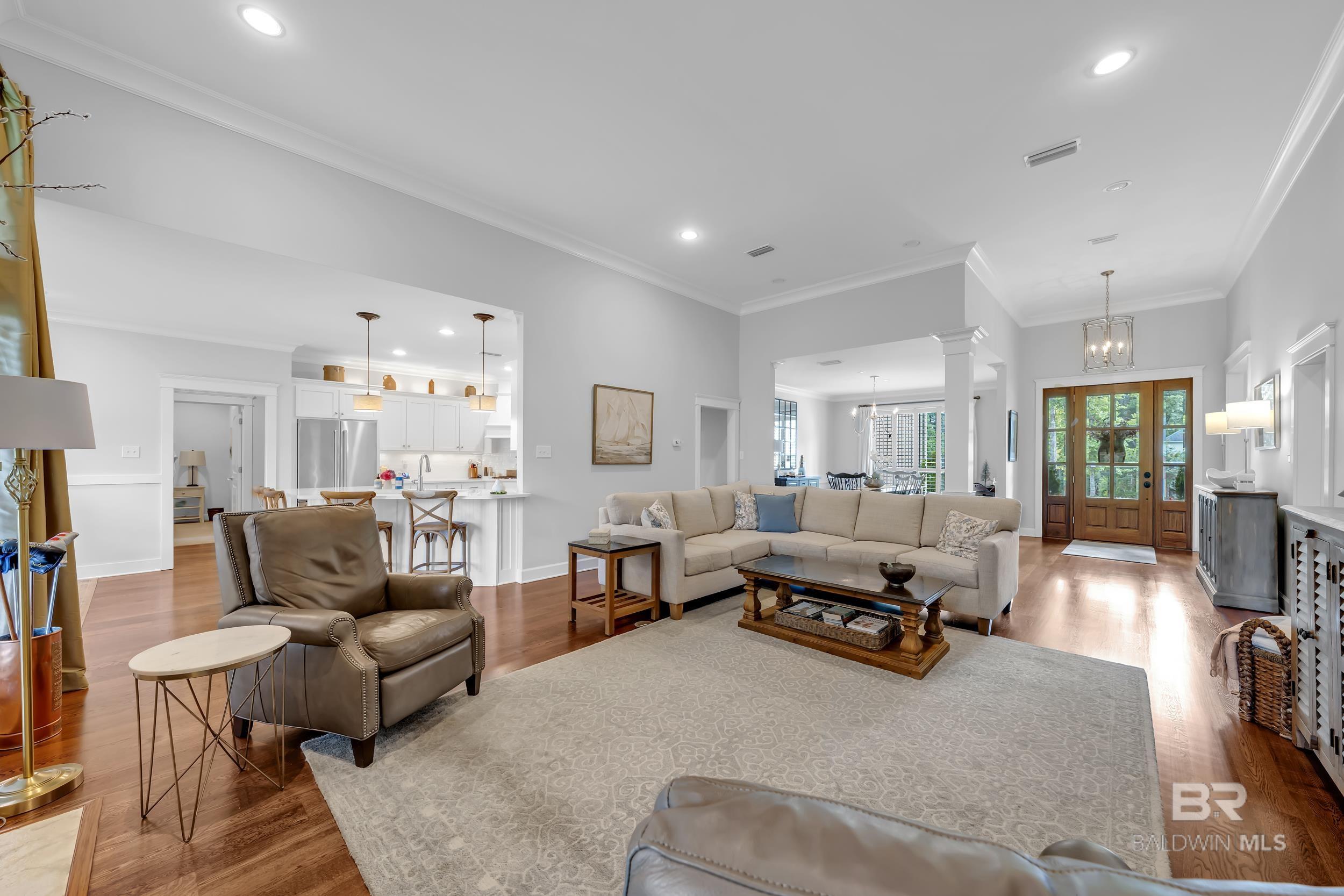 https://zimg.paragon.ice.com/ParagonImages/Property/PG/BCAR/396730/11/0/0/aa5b623d67991d7ed7b70894b4040bd5/7/c04ada848083d60d9899f77ddb1449a3/396730-7d56ac01-267a-4699-9a35-885269ed4b83.JPG