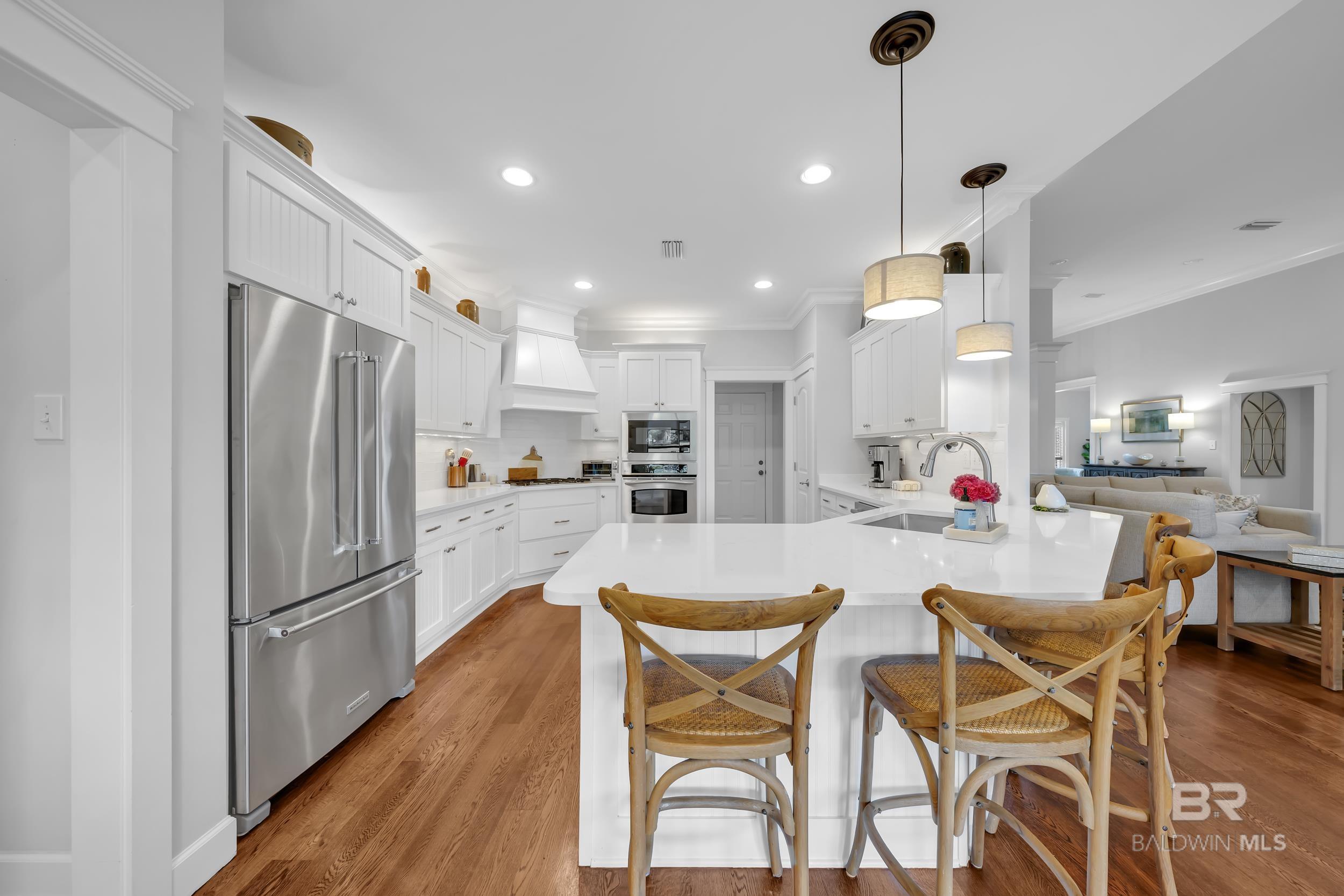 https://zimg.paragon.ice.com/ParagonImages/Property/PG/BCAR/396730/19/0/0/df72ce0a7b8cf5bd5970e4f207ea3acc/7/c04ada848083d60d9899f77ddb1449a3/396730-ada3e650-1814-493e-b3bf-9d38e1e6f0fc.JPG