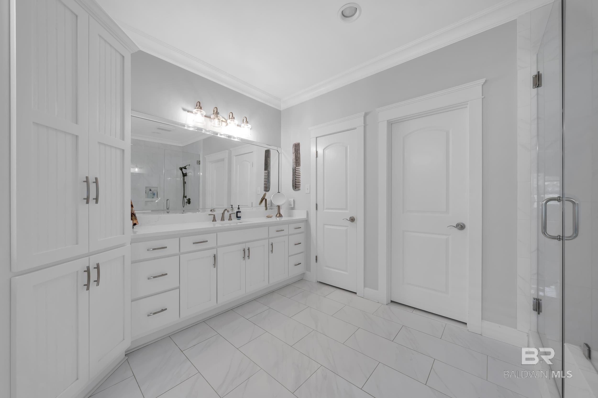 https://zimg.paragon.ice.com/ParagonImages/Property/PG/BCAR/396730/26/0/0/e6252883b00ca3e86db78fe2b3196561/7/c04ada848083d60d9899f77ddb1449a3/396730-8347b848-3ca4-459b-a1f1-a338f80d6d06.JPG