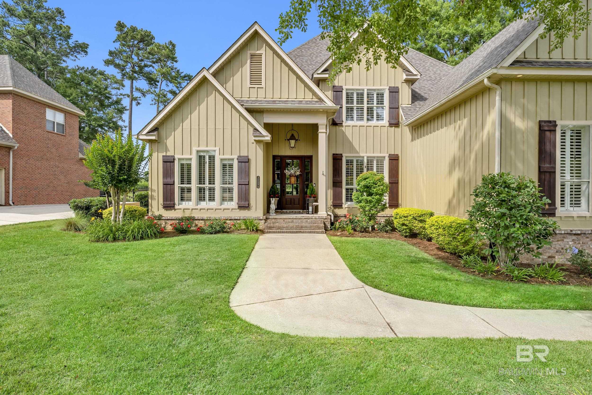 https://zimg.paragon.ice.com/ParagonImages/Property/PG/BCAR/396730/3/0/0/e503759184a02981fdbf01eef7b09204/7/c04ada848083d60d9899f77ddb1449a3/396730-74b5b4f3-ce75-4e51-ac8b-92e2149def80.JPG