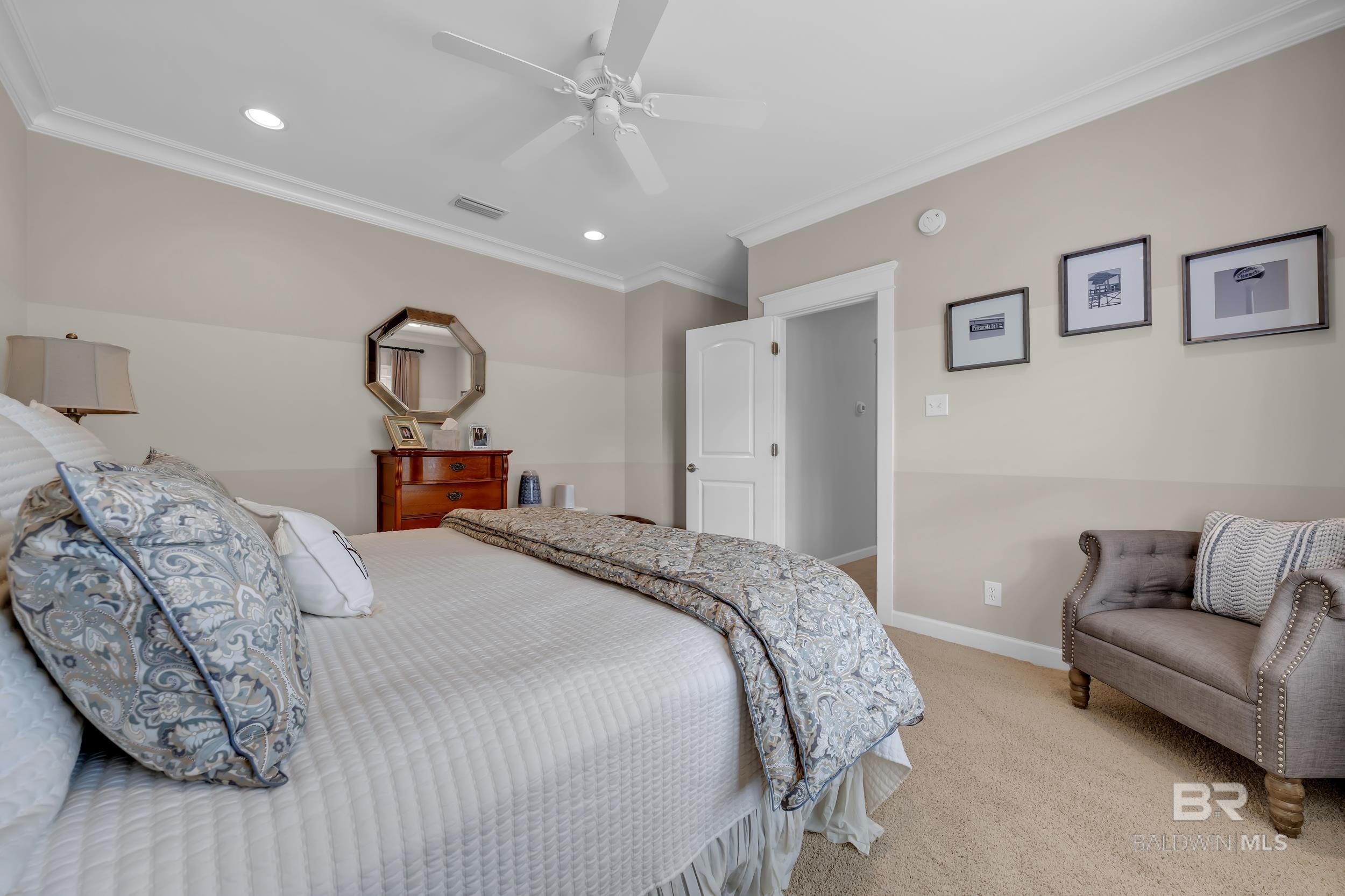 https://zimg.paragon.ice.com/ParagonImages/Property/PG/BCAR/396730/38/0/0/8f734787f7a98c462185a37f5c2c6491/7/c04ada848083d60d9899f77ddb1449a3/396730-d9a50a08-ef89-47ba-8ddd-287512a4858b.JPG