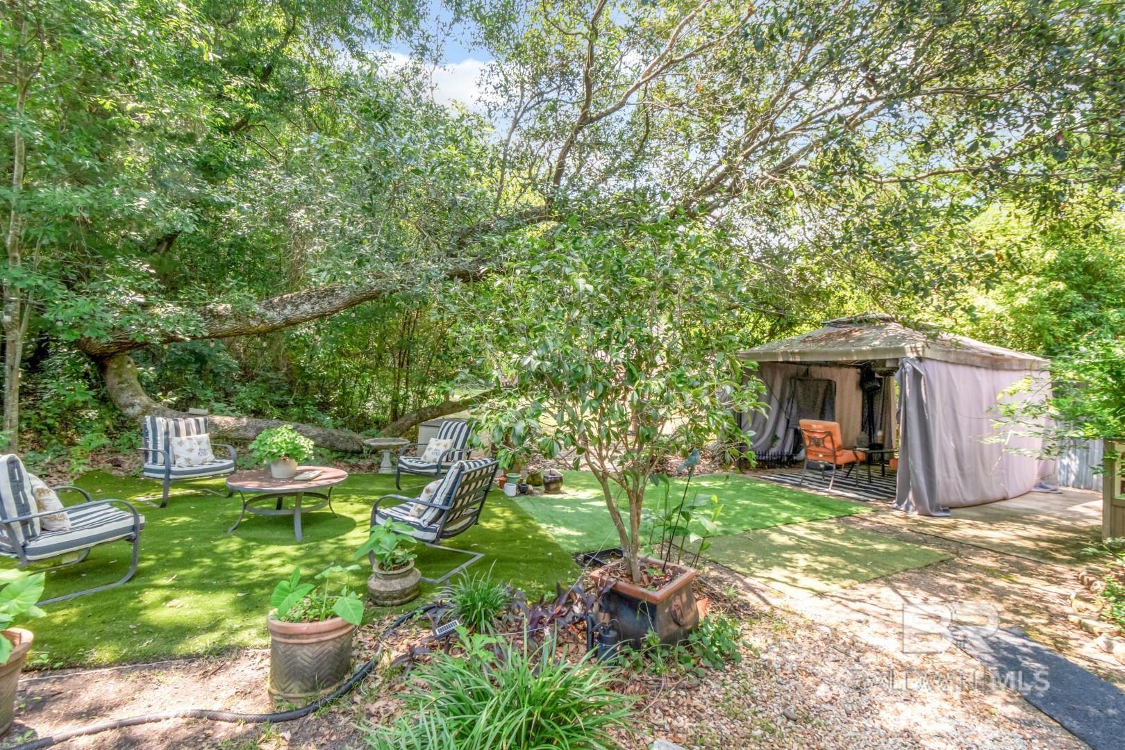 https://zimg.paragon.ice.com/ParagonImages/Property/PG/BCAR/396731/30/0/0/b0007a6143a9db32c53094ef251681d9/7/7f98f390731a9224f8094fd99c966505/396731-7e9635b9-6910-4f7a-95e1-2d3dee0cda69.JPG