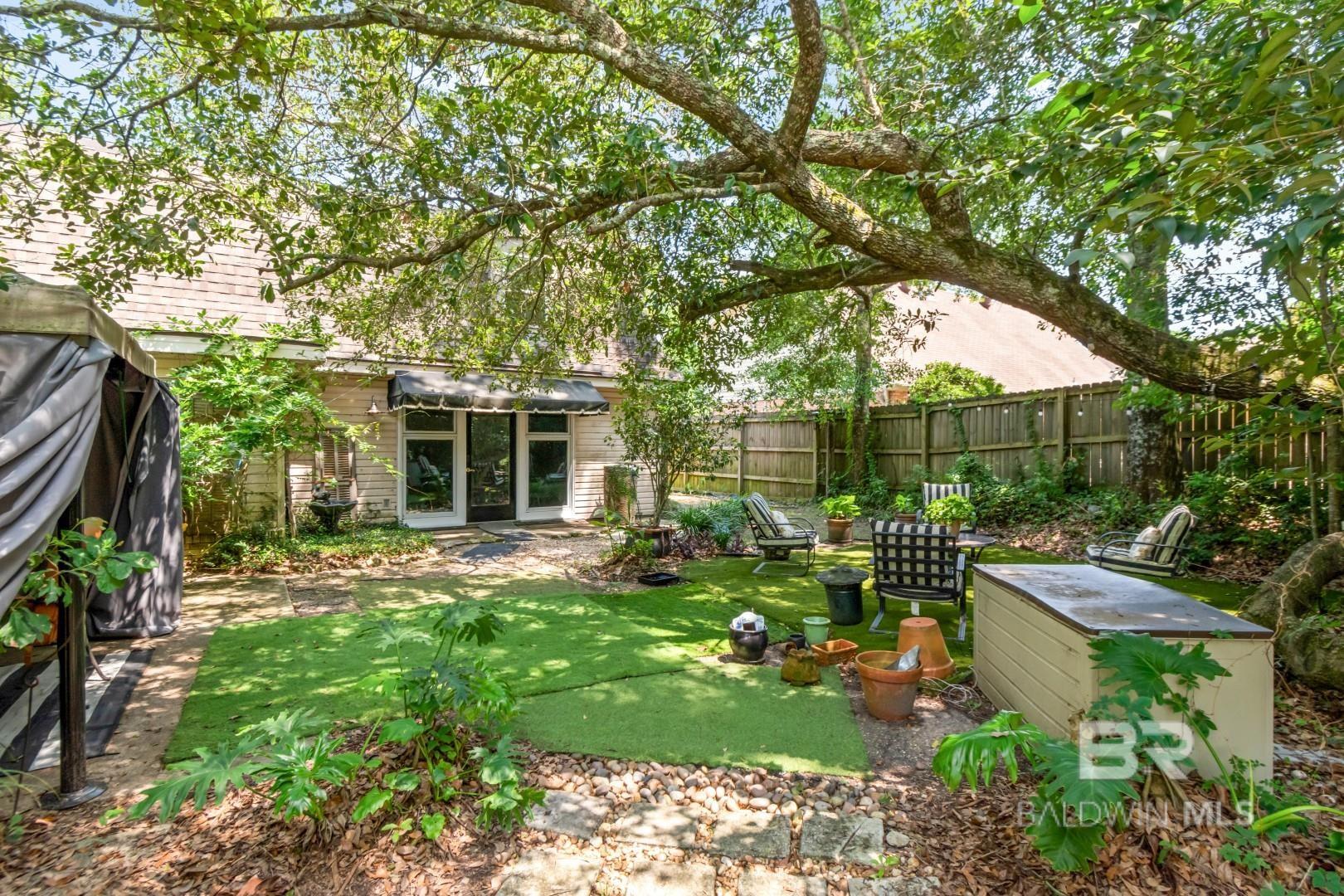 https://zimg.paragon.ice.com/ParagonImages/Property/PG/BCAR/396731/32/0/0/b15dbb24adf6ba079e4460d953fdb471/7/7f98f390731a9224f8094fd99c966505/396731-b861fd4a-d02b-40bf-8de4-5e4fcb383660.JPG