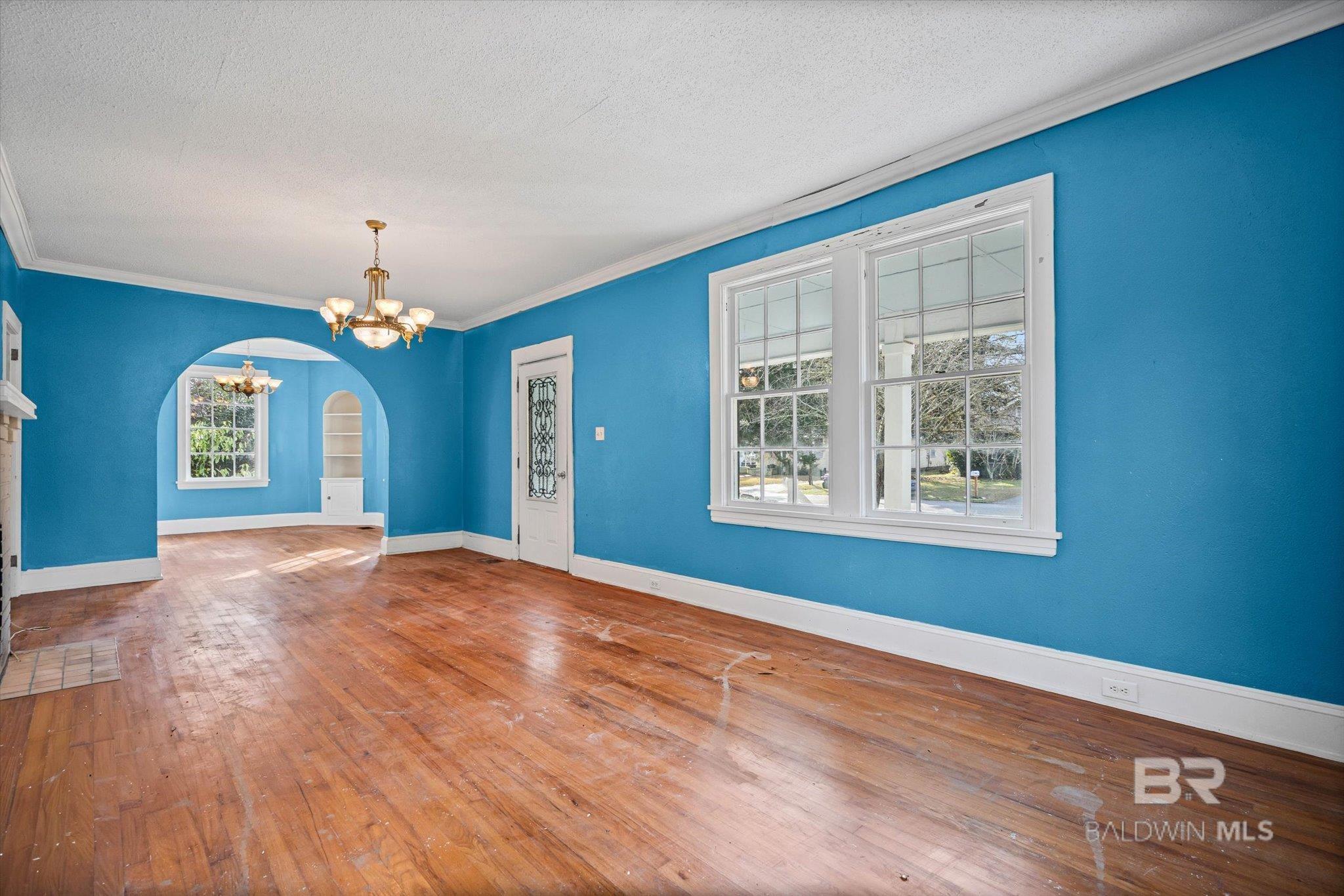 https://zimg.paragon.ice.com/ParagonImages/Property/PG/BCAR/396733/2/0/0/59669fd29a38f6239b99c36abf94b99b/7/9f9b10fbb15c2fa0b0c68c6f8b2d0723/396733-66c65419-dada-42a3-ac5c-fc49f6b8a1d9.JPG