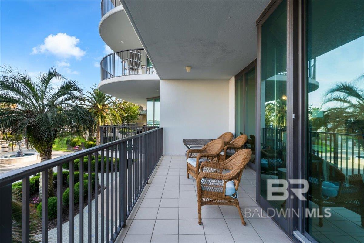 https://zimg.paragon.ice.com/ParagonImages/Property/PG/BCAR/396735/15/0/0/c7d91a7dd3973d4a1b0f389b473dbc4f/7/c40378e1f594368ef65e6ce0371a40b7/396735-d5c01c21-da79-4d35-9a65-d7d828b17320.JPG