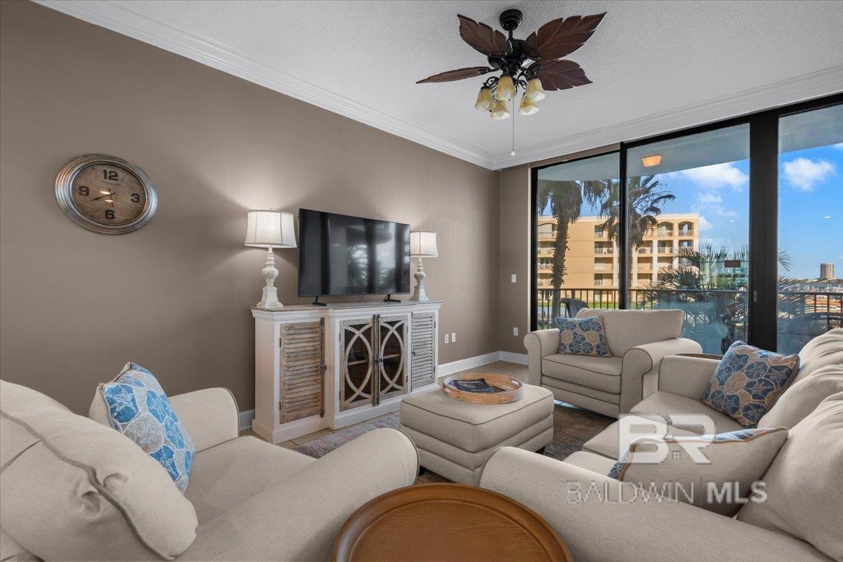 https://zimg.paragon.ice.com/ParagonImages/Property/PG/BCAR/396735/7/0/0/65000eaa8d9cc75f4fd15c93774a2f10/7/c40378e1f594368ef65e6ce0371a40b7/396735-0f0af8ba-a34c-485f-94eb-0c29653779be.JPG