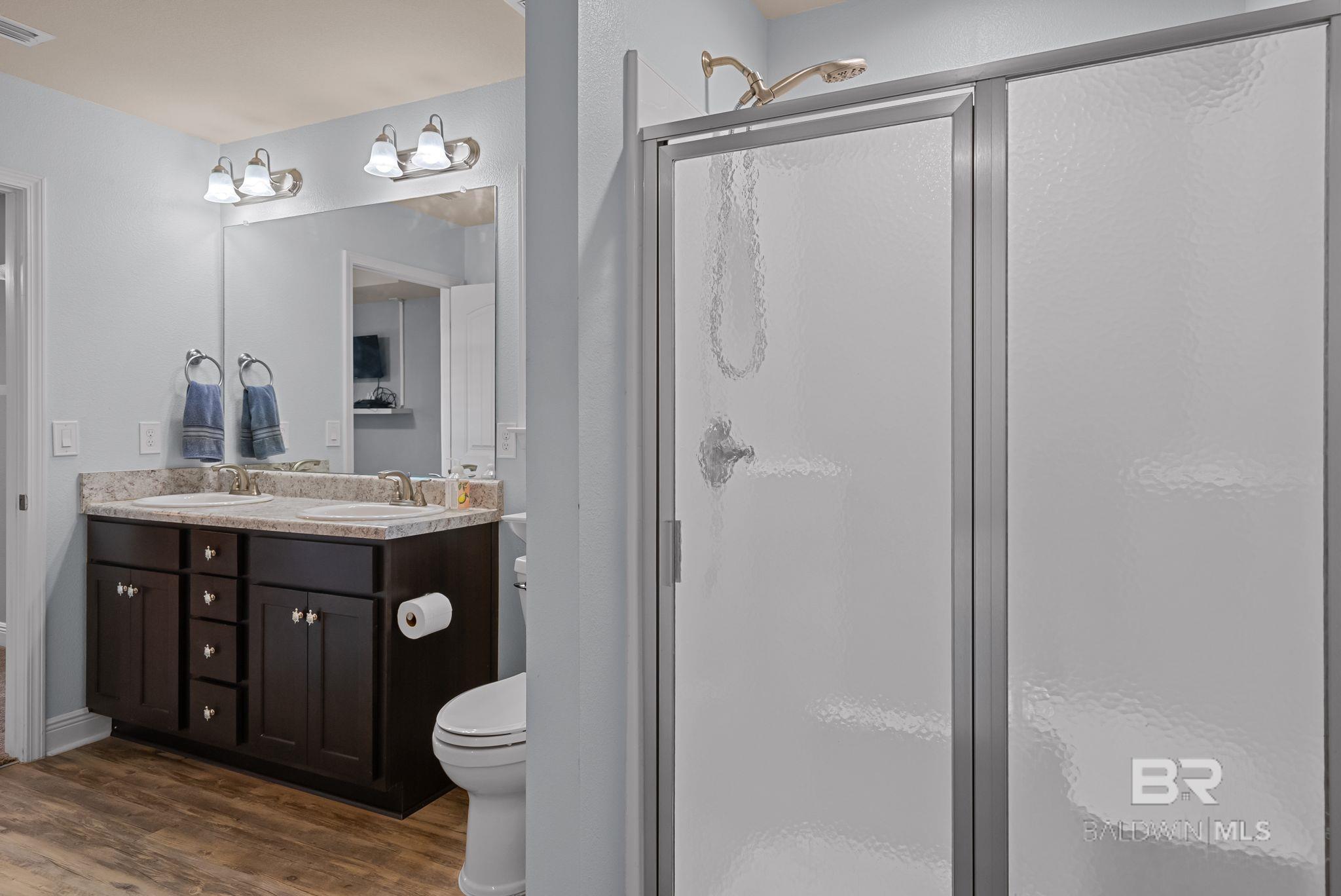 https://zimg.paragon.ice.com/ParagonImages/Property/PG/BCAR/396743/14/0/0/7c23ce743e1540a8958855839fd0daae/7/8676b287cf49781b49905083e1314f37/396743-05862c32-bc10-40f3-b6b8-92f3ed51c9d9.JPG