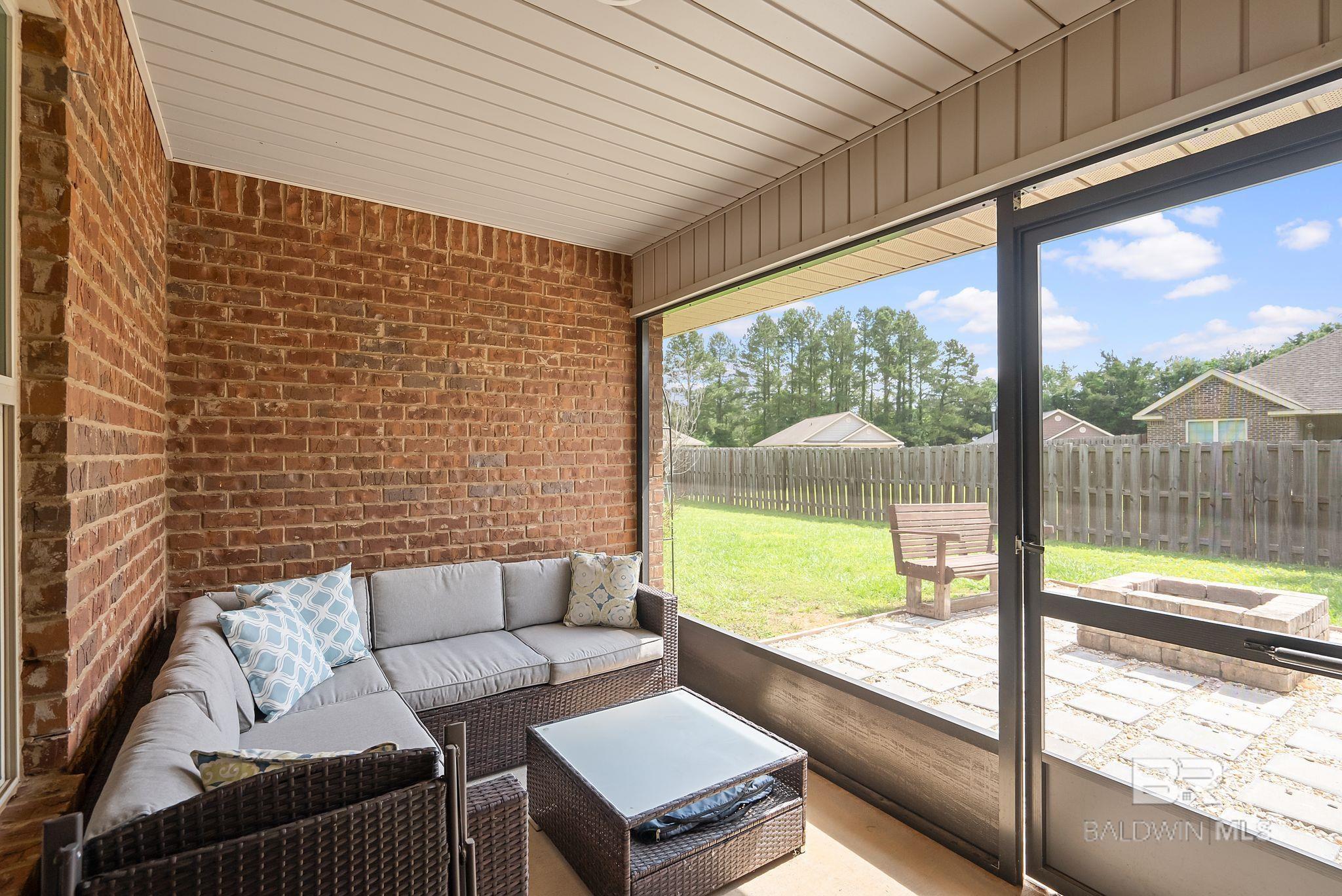 https://zimg.paragon.ice.com/ParagonImages/Property/PG/BCAR/396743/20/0/0/855c514a82bb5a9e35f459fcde8e7c09/7/8676b287cf49781b49905083e1314f37/396743-35c40cfb-9a72-4ebe-bb86-7f2a4ed61847.JPG
