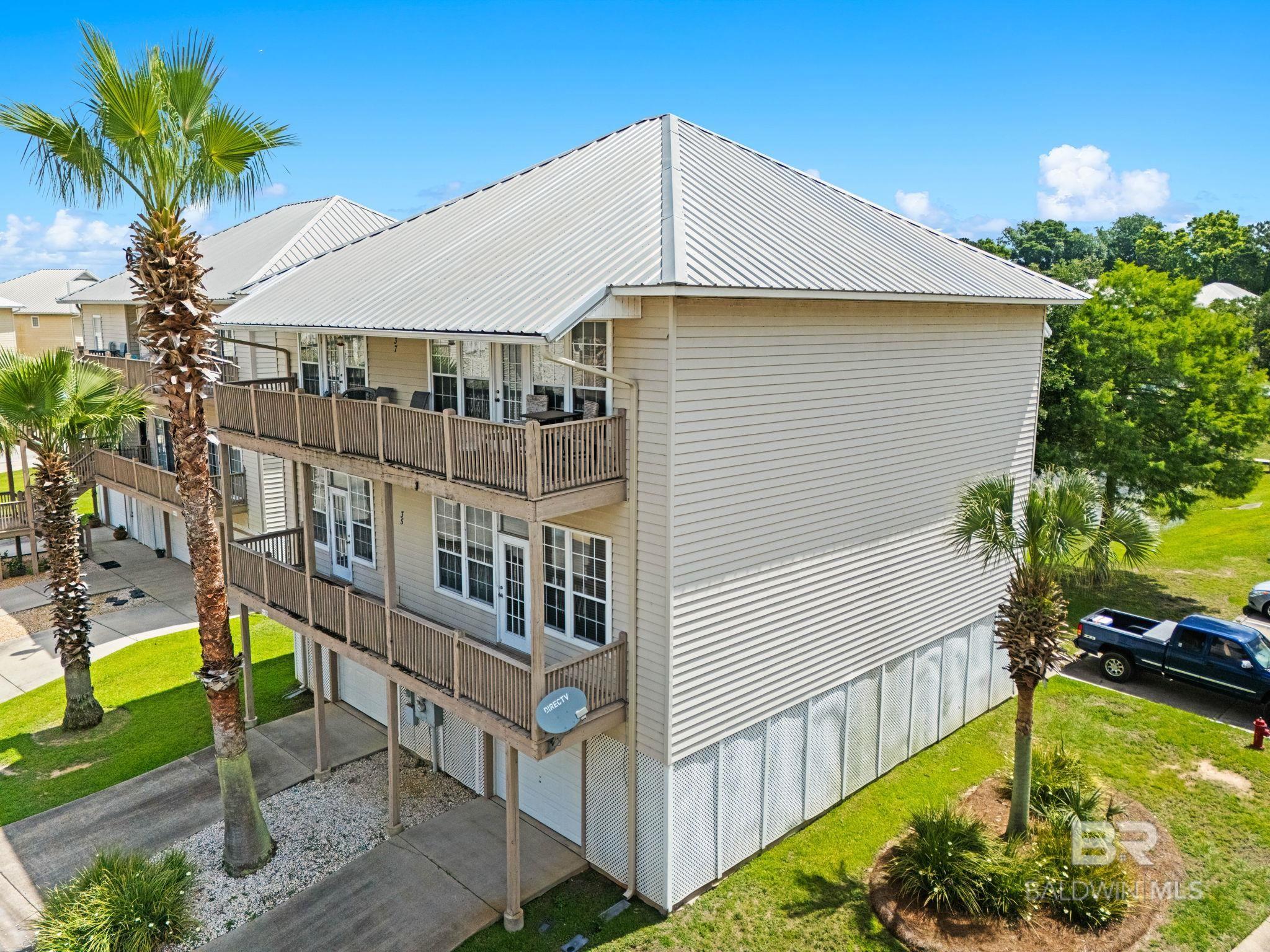 https://zimg.paragon.ice.com/ParagonImages/Property/PG/BCAR/396744/1/0/0/2594d176c502a96911a9284c843b0601/7/52c903adbb33e97da4564b52910766e5/396744-f2c8ae86-8412-4f1a-9bc6-2a348fff58f6.JPG