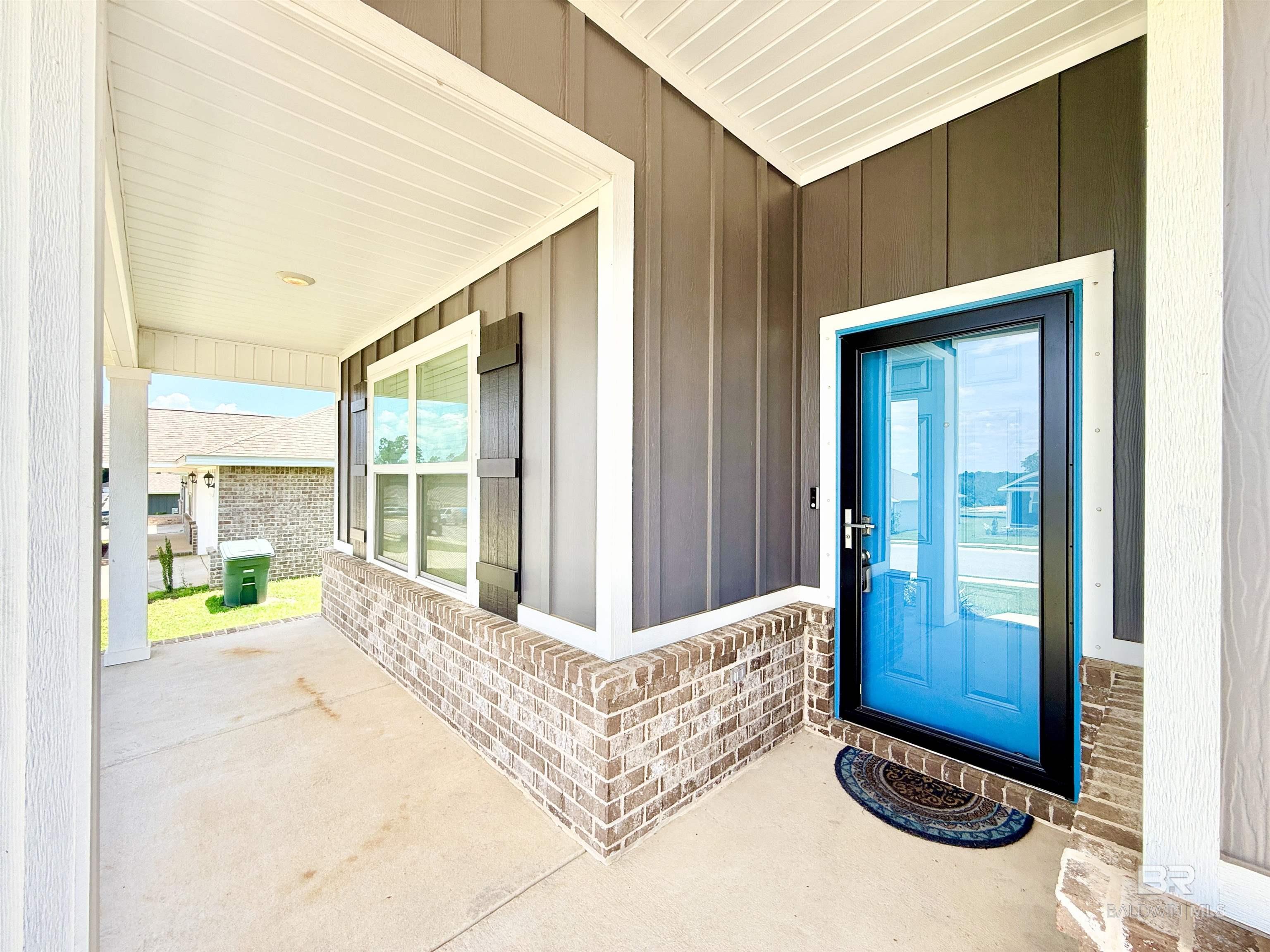 https://zimg.paragon.ice.com/ParagonImages/Property/PG/BCAR/396794/30/0/0/919d6b0f4d77a9f07e398c93fcbcd6b4/7/f80de5d87b18f3b60eff4c7460e251ec/396794-07d89f68-7c45-4671-b07b-b6841e930bc0.JPG