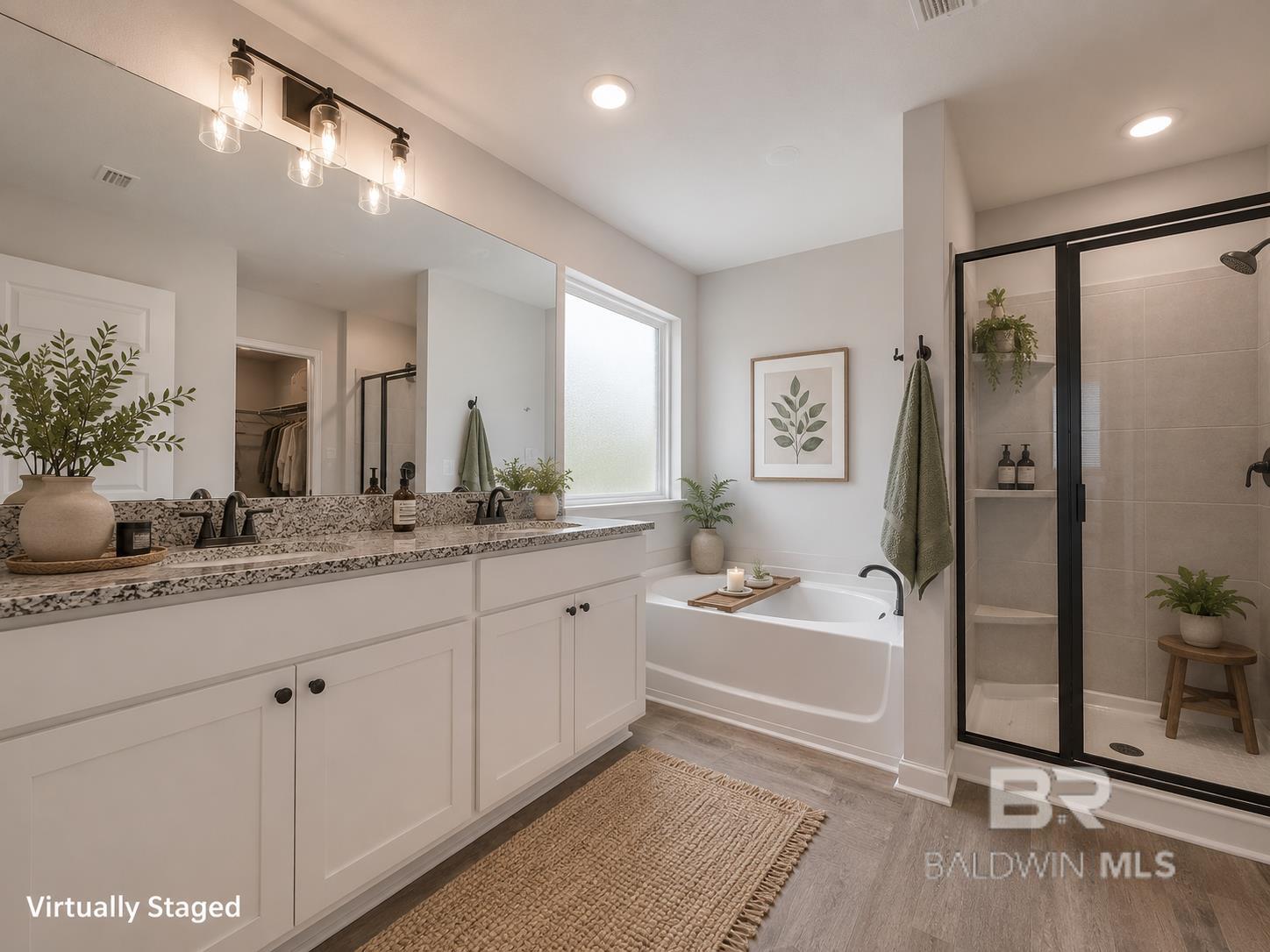 https://zimg.paragon.ice.com/ParagonImages/Property/PG/BCAR/396794/32/0/0/3de4bf575b74161fce0c96b8c31e5f2c/7/f80de5d87b18f3b60eff4c7460e251ec/396794-9ddb1997-35f8-4661-9133-3db127f2b86e.JPG