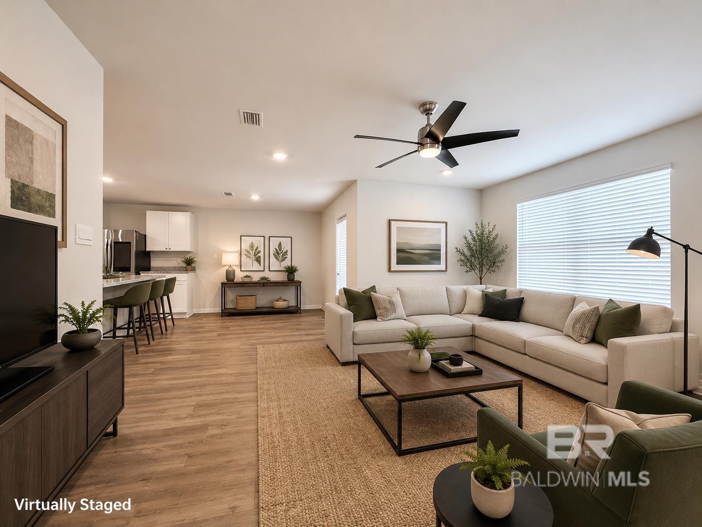 https://zimg.paragon.ice.com/ParagonImages/Property/PG/BCAR/396794/4/0/0/df43eea8857f7b7b092d803a46291081/7/f80de5d87b18f3b60eff4c7460e251ec/396794-36789bfa-9083-4991-a709-24b8d7028c2b.JPG