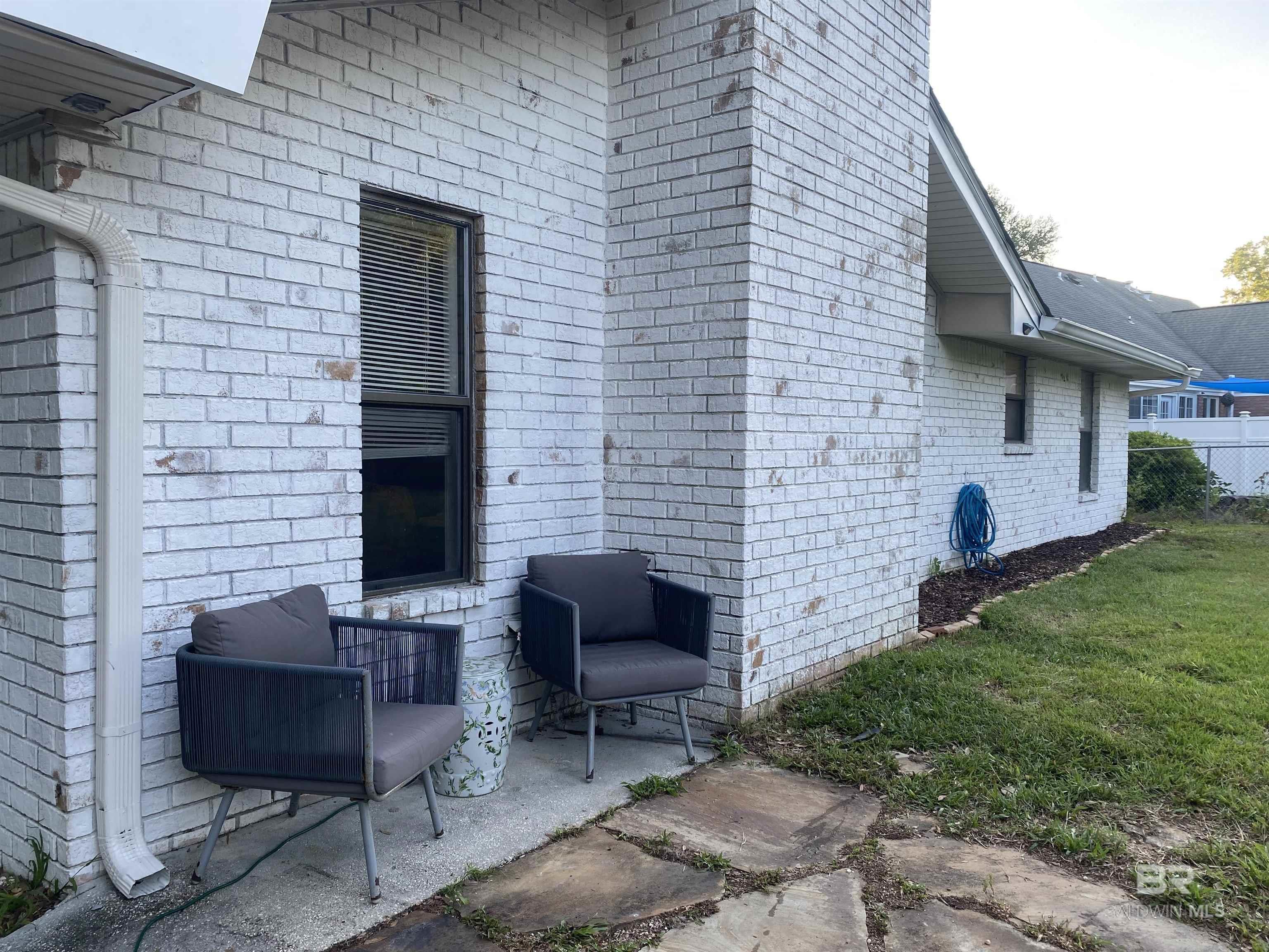 https://zimg.paragon.ice.com/ParagonImages/Property/PG/BCAR/396803/14/0/0/7d8615c1cd78ca1e03b9ee7f6f60e884/7/6000a4b792c0e601bcd887bf3a2ebfb6/396803-e9b5b77f-a4c3-444f-90ab-a5918799dcd9.JPG