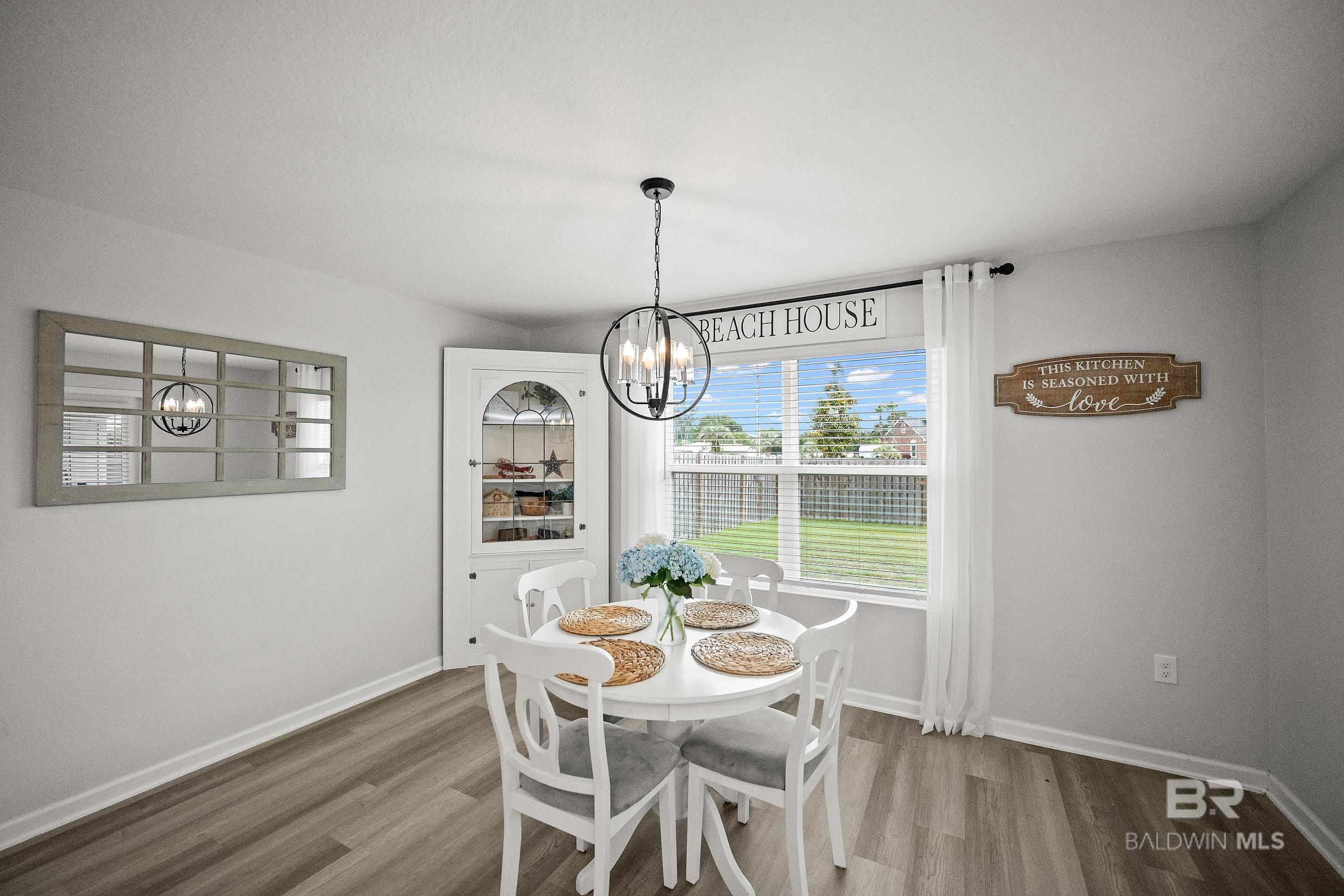 https://zimg.paragon.ice.com/ParagonImages/Property/PG/BCAR/396808/4/0/0/03100b3439abb41031ae695bd309687d/7/675b71fa4014f46826b5704c43a4e375/396808-b39ddc6a-d95c-4d0e-8345-bfe985667b1f.JPG