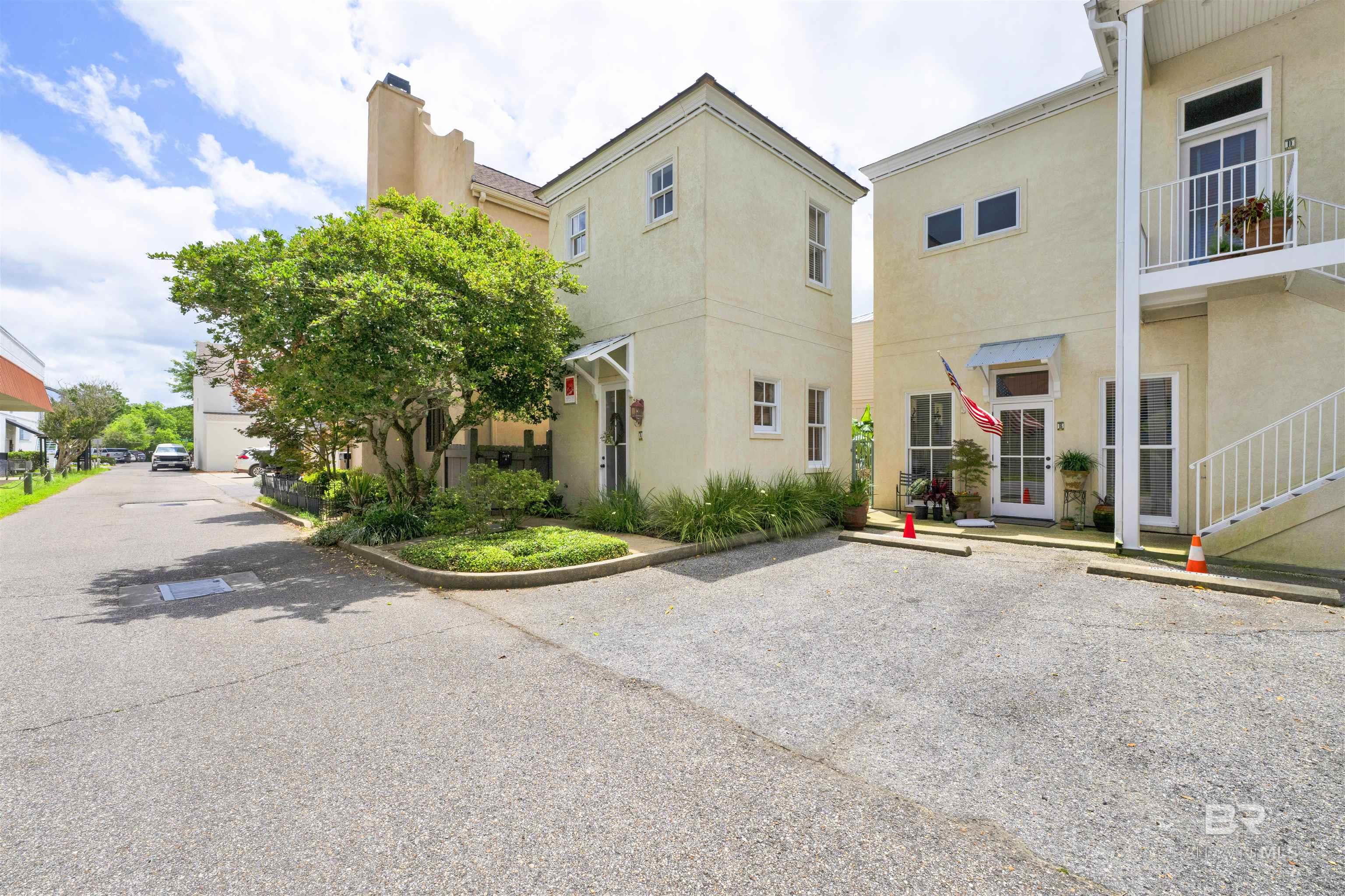 2 Masonic Drive A
