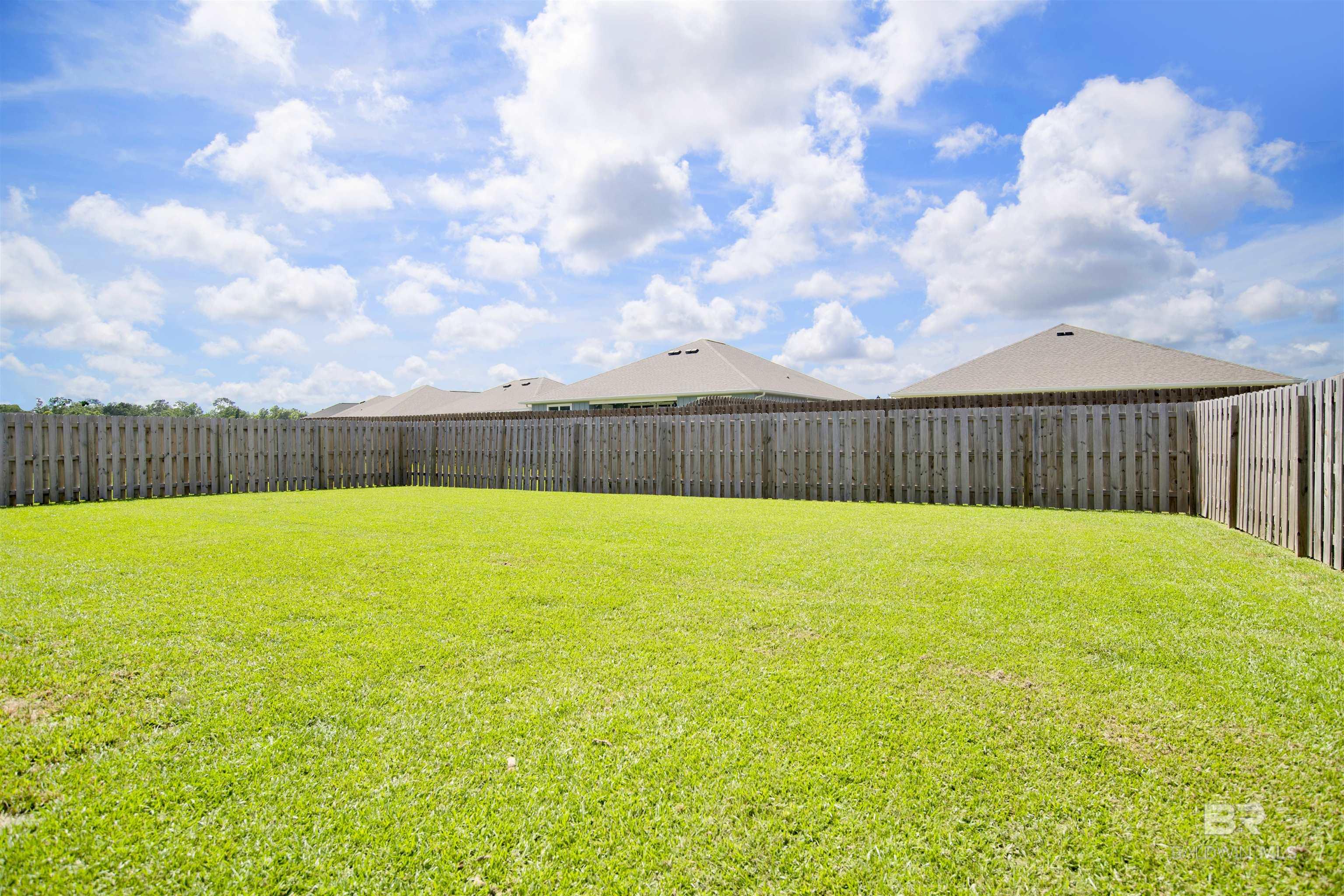 https://zimg.paragon.ice.com/ParagonImages/Property/PG/BCAR/396863/33/0/0/94fc8b5ab5b2ae0a7b9c91b9851b63ab/7/d7e57fd2fa3788462b6a82b00fd05784/396863-a0e80770-b3bf-4dc9-a3f7-1a9d56cd1604.JPG