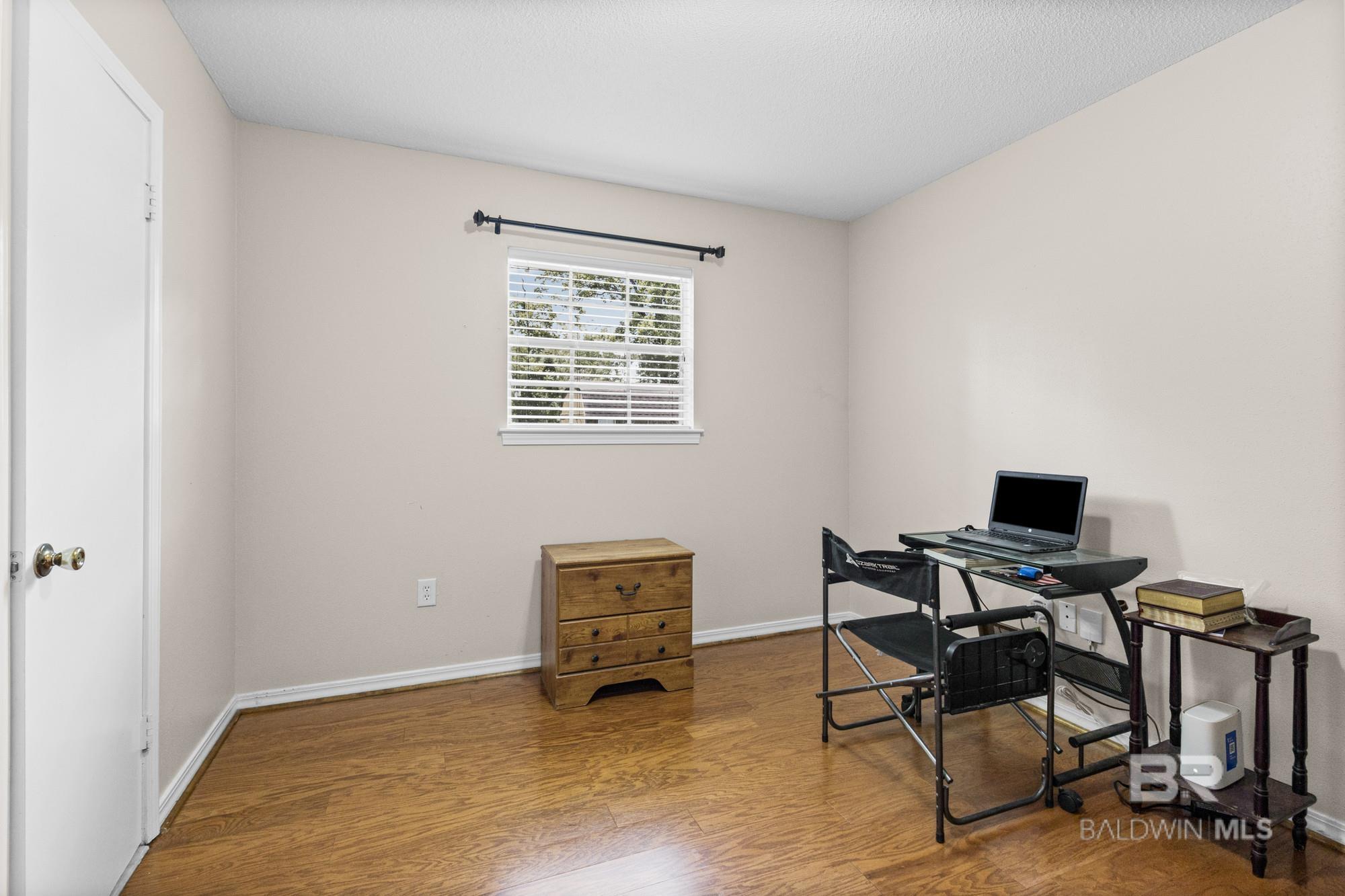 https://zimg.paragon.ice.com/ParagonImages/Property/PG/BCAR/396874/15/0/0/855add9f26954f303656a18ccd9666c9/7/cefbf14fd859d2f03fa6526711f5e754/396874-7c622782-0e1d-4bd9-988f-cb084f6dc84e.JPG