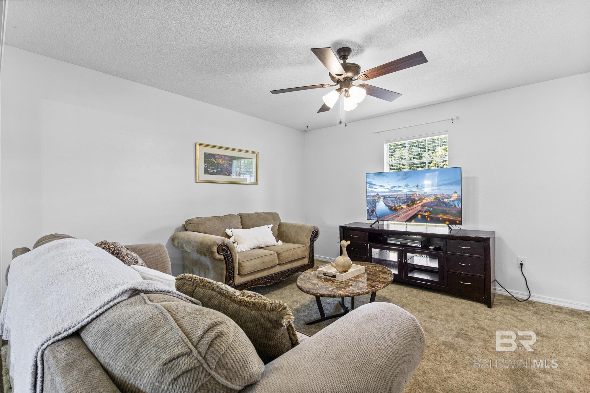 https://zimg.paragon.ice.com/ParagonImages/Property/PG/BCAR/396874/7/0/0/0bf6bcbefeb1b0b0921ba66501d1559f/7/cefbf14fd859d2f03fa6526711f5e754/396874-c71393dc-085a-4d77-a46c-f59f4fed93c5.JPG