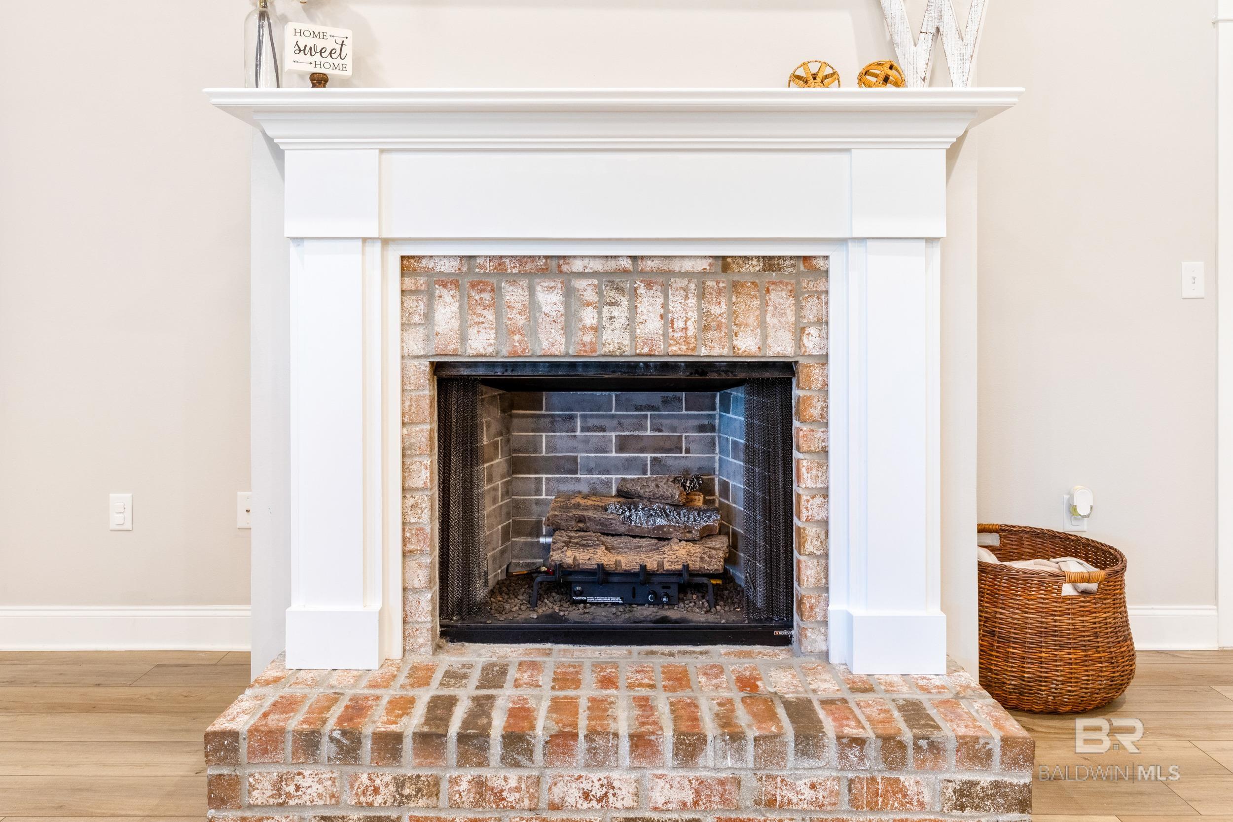 https://zimg.paragon.ice.com/ParagonImages/Property/PG/BCAR/396892/10/0/0/d9e4eb1ffaf65a6ecb234909b23a7ebd/7/b106b31292d5d4dea6c6e58bf20e25ce/396892-64e0a3ad-f8a8-4ad7-99bf-6b923b2b66b6.JPG