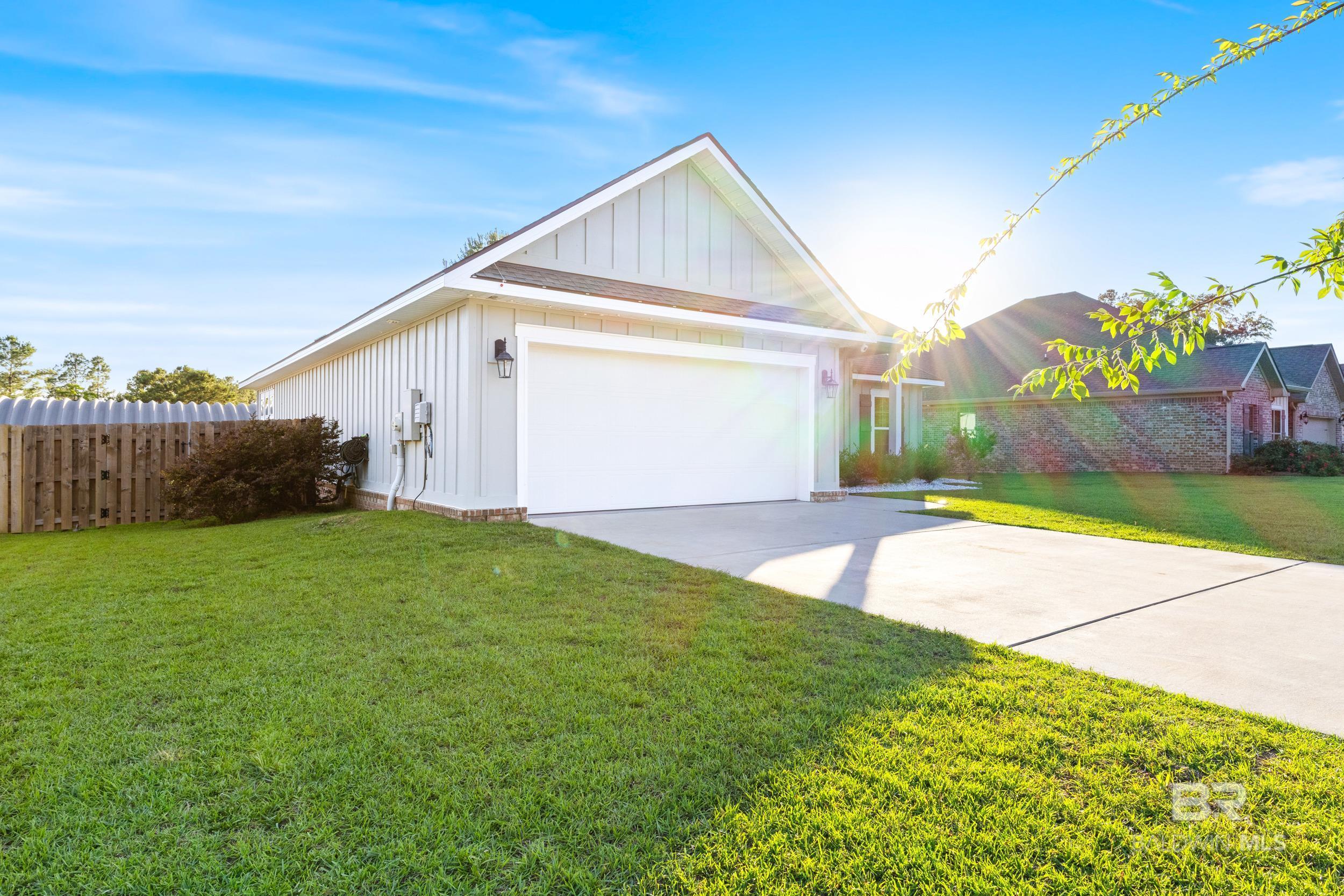 https://zimg.paragon.ice.com/ParagonImages/Property/PG/BCAR/396892/3/0/0/0ea3bbdbb5e808e1ab56b104eb10b55a/7/b106b31292d5d4dea6c6e58bf20e25ce/396892-b1c40c67-46fe-4d49-8c53-f05dd6ae2fbf.JPG