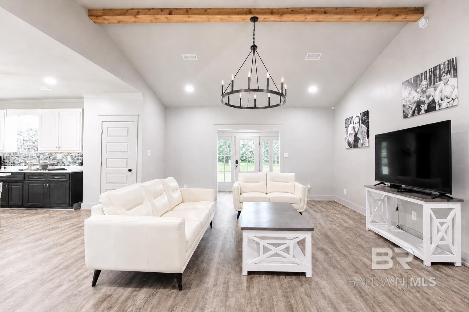 https://zimg.paragon.ice.com/ParagonImages/Property/PG/BCAR/396919/41/0/0/f2afa43a0a72804ce93e47574da1b1ca/7/a835a05d622358e5e7e64d48a8ac4f20/396919-0a84612e-2fc1-4ace-90c1-4fd504c3a9e6.JPG