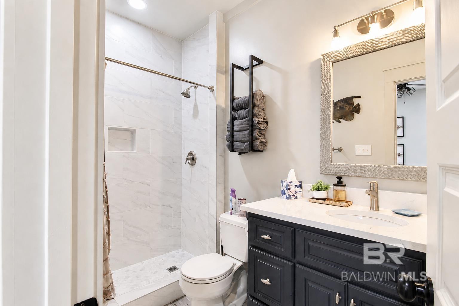https://zimg.paragon.ice.com/ParagonImages/Property/PG/BCAR/396919/8/0/0/2c0cfdf5532caab9cbe9ad46ab33878d/7/a835a05d622358e5e7e64d48a8ac4f20/396919-aa5a01b8-31c5-4791-bd25-fa7f6cb278bf.JPG