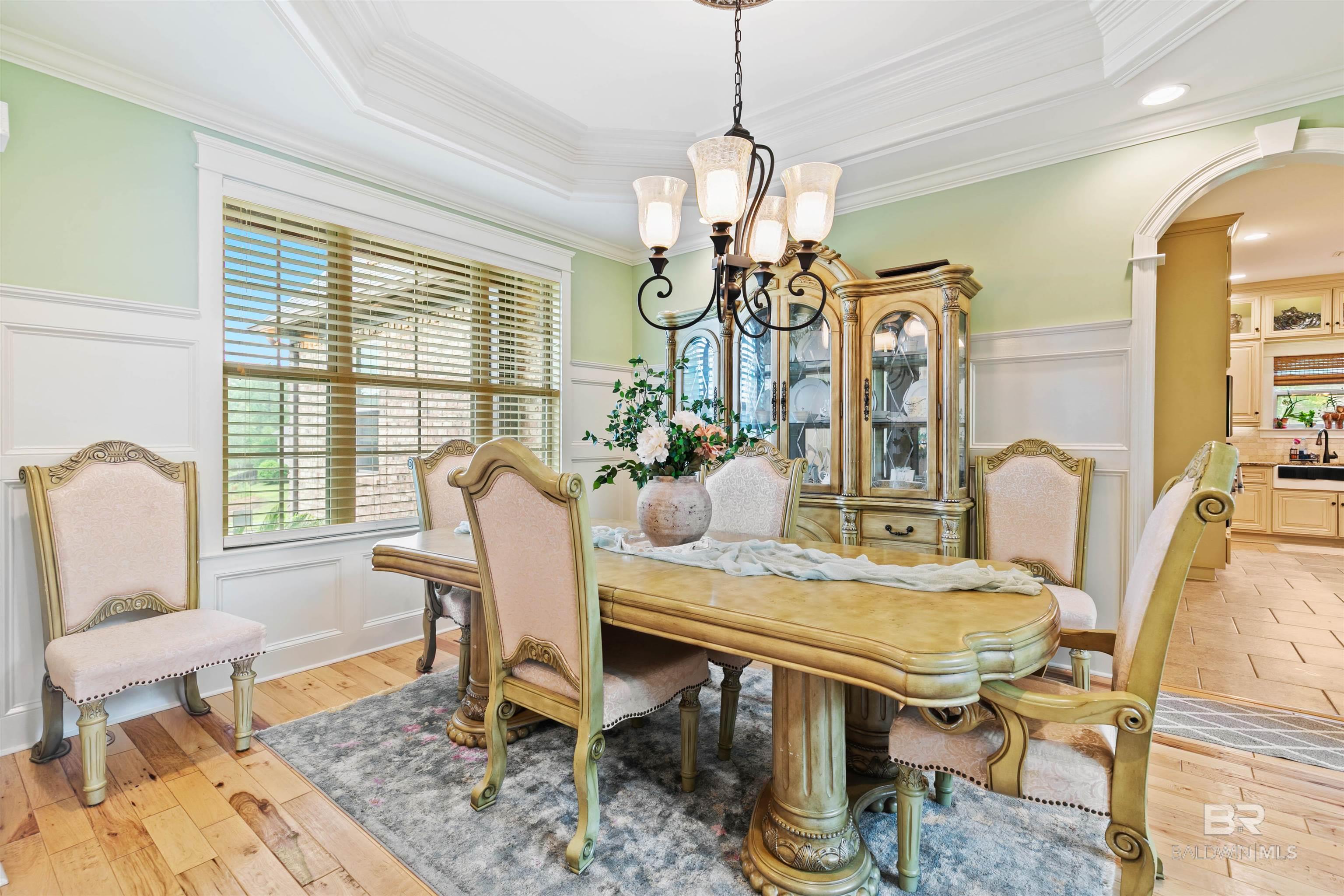 https://zimg.paragon.ice.com/ParagonImages/Property/PG/BCAR/396927/17/0/0/dc5dcacd6332cab9f22fd72fad9b9bd9/7/246e54ce6b4ebd8da000692c3e27dad3/396927-2f6ba5d2-6ac9-4739-b4b6-9a20716f022b.JPG