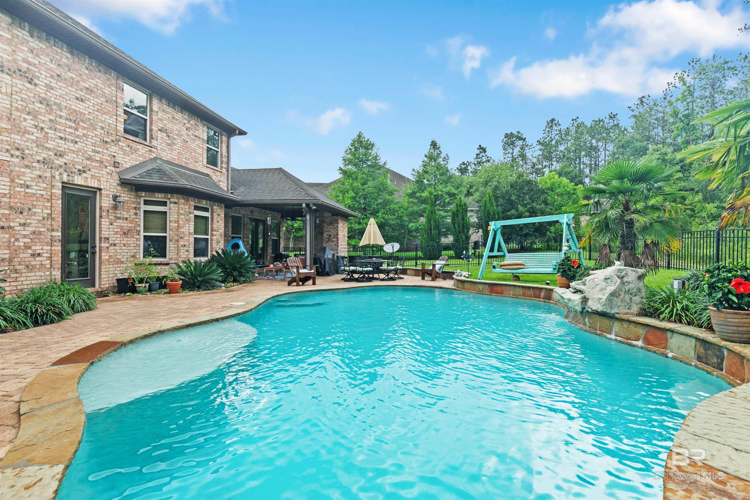 https://zimg.paragon.ice.com/ParagonImages/Property/PG/BCAR/396927/78/0/0/3af632d5c61c48f3640d0bc01cdb4a31/7/246e54ce6b4ebd8da000692c3e27dad3/396927-035aebf0-b1d0-40bf-82e5-d08e20cb35a5.JPG