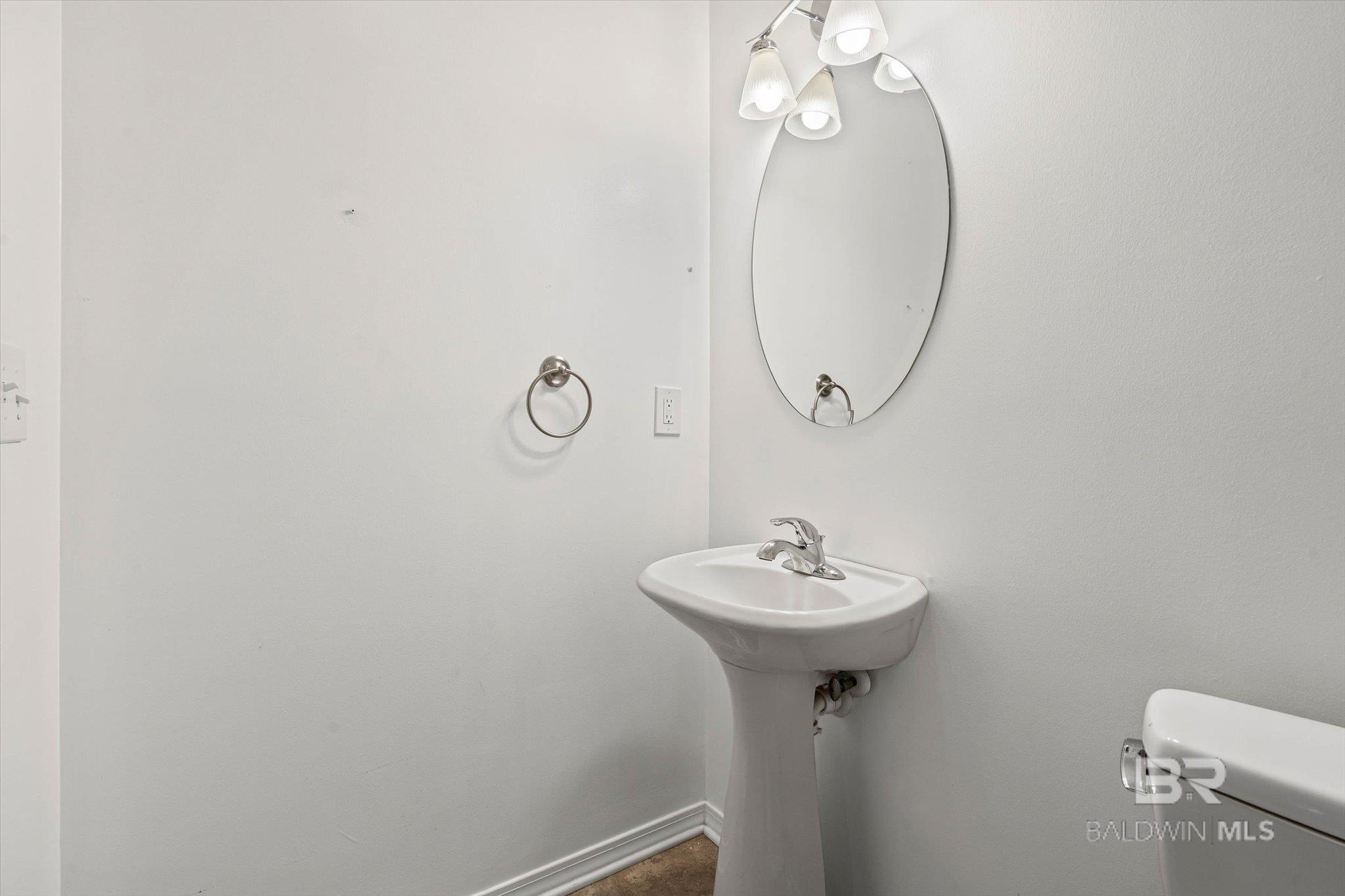 https://zimg.paragon.ice.com/ParagonImages/Property/PG/BCAR/396944/15/0/0/5feb2d1db9d0668e6cfca4bfd83a4dda/7/39e2d36125e35968c6ebfe9cc6e68fcb/396944-72f2f5b4-45c3-459f-a7b8-e7b70b30a947.JPG
