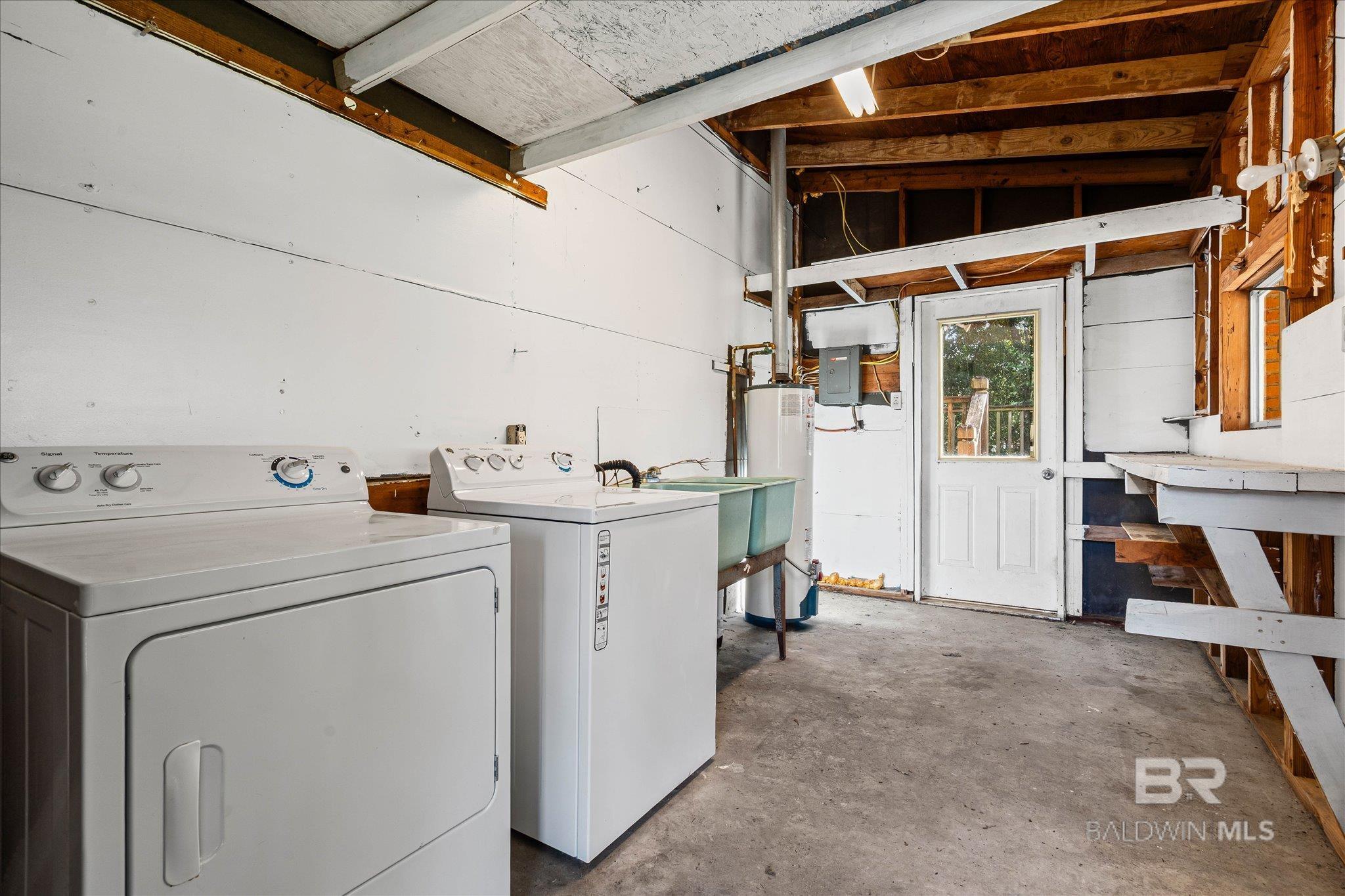 https://zimg.paragon.ice.com/ParagonImages/Property/PG/BCAR/396944/16/0/0/cb4aa9c3fa964bb21dce0f49d0b31f08/7/39e2d36125e35968c6ebfe9cc6e68fcb/396944-880da2ef-6eb7-4de5-a6c3-fb111bb2703b.JPG