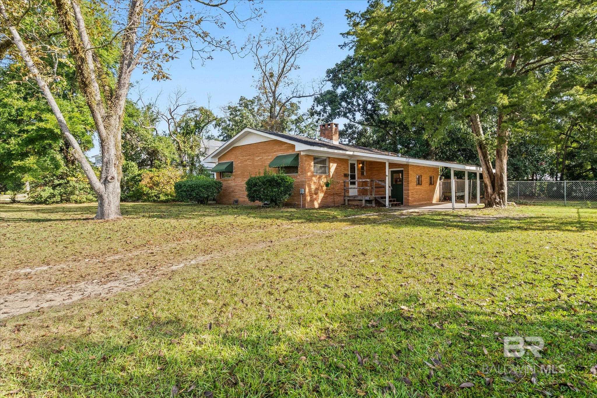 https://zimg.paragon.ice.com/ParagonImages/Property/PG/BCAR/396944/19/0/0/07e1280c6f2c194320214c8a53770bd8/7/39e2d36125e35968c6ebfe9cc6e68fcb/396944-c0749832-e311-4318-a46a-0b31d223c89a.JPG