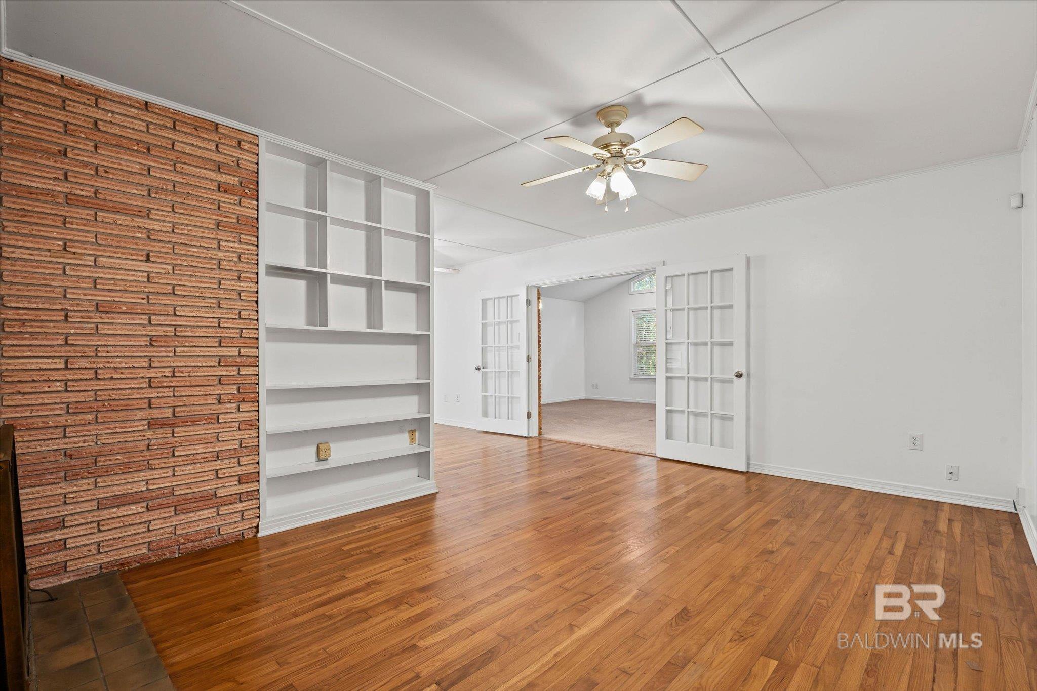 https://zimg.paragon.ice.com/ParagonImages/Property/PG/BCAR/396944/2/0/0/f716ba669037696f37d1d4f2c47f66da/7/39e2d36125e35968c6ebfe9cc6e68fcb/396944-a7becc9d-6d0f-4ff7-bb4f-ab48054f5d28.JPG