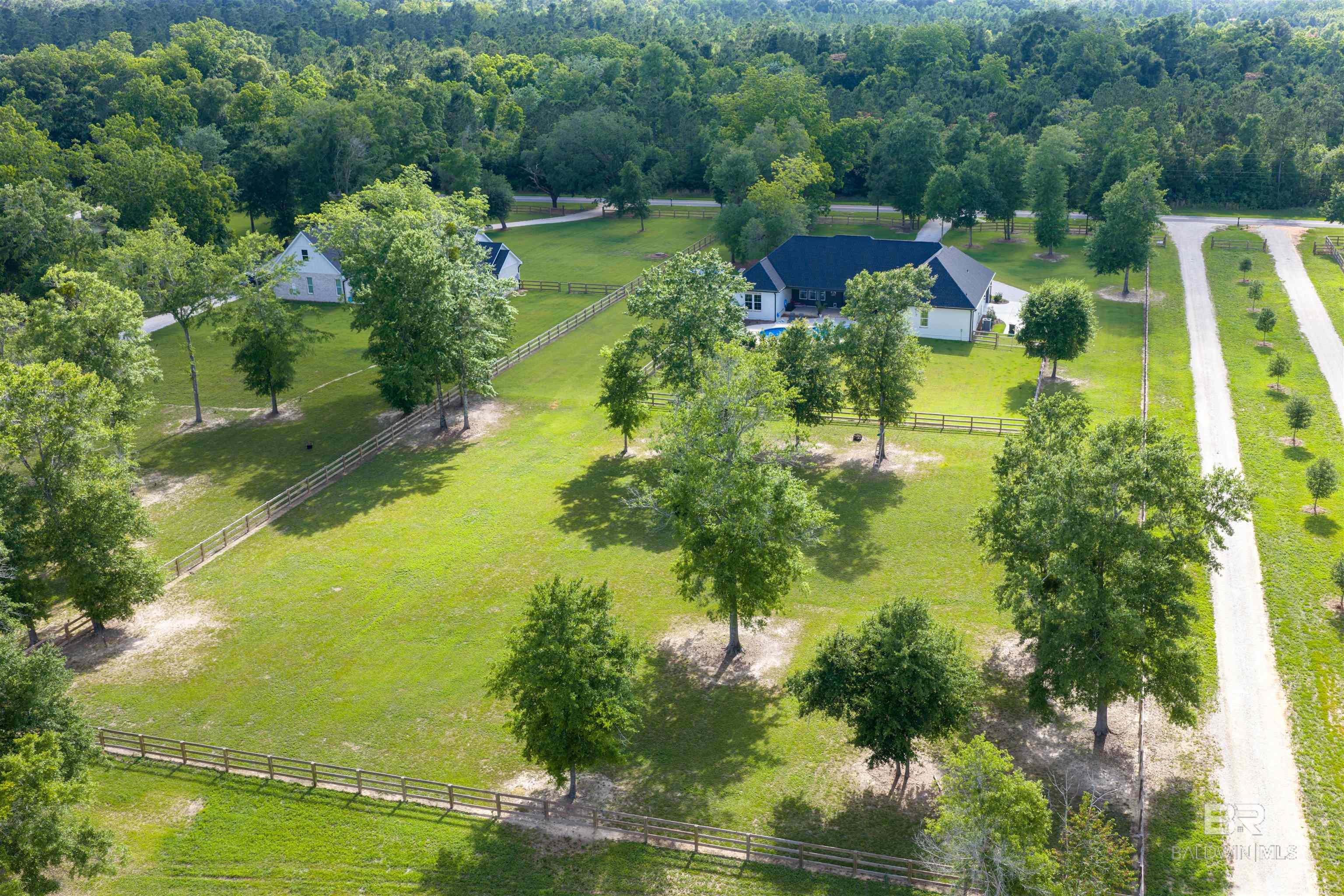 https://zimg.paragon.ice.com/ParagonImages/Property/PG/BCAR/396950/56/0/0/1939c12f3b051513aea91332a89403ca/7/02a09163fd79ba5daf9c4573bfcca5cc/396950-1e00c374-a7a1-434a-b25a-31f1fb9760ff.JPG