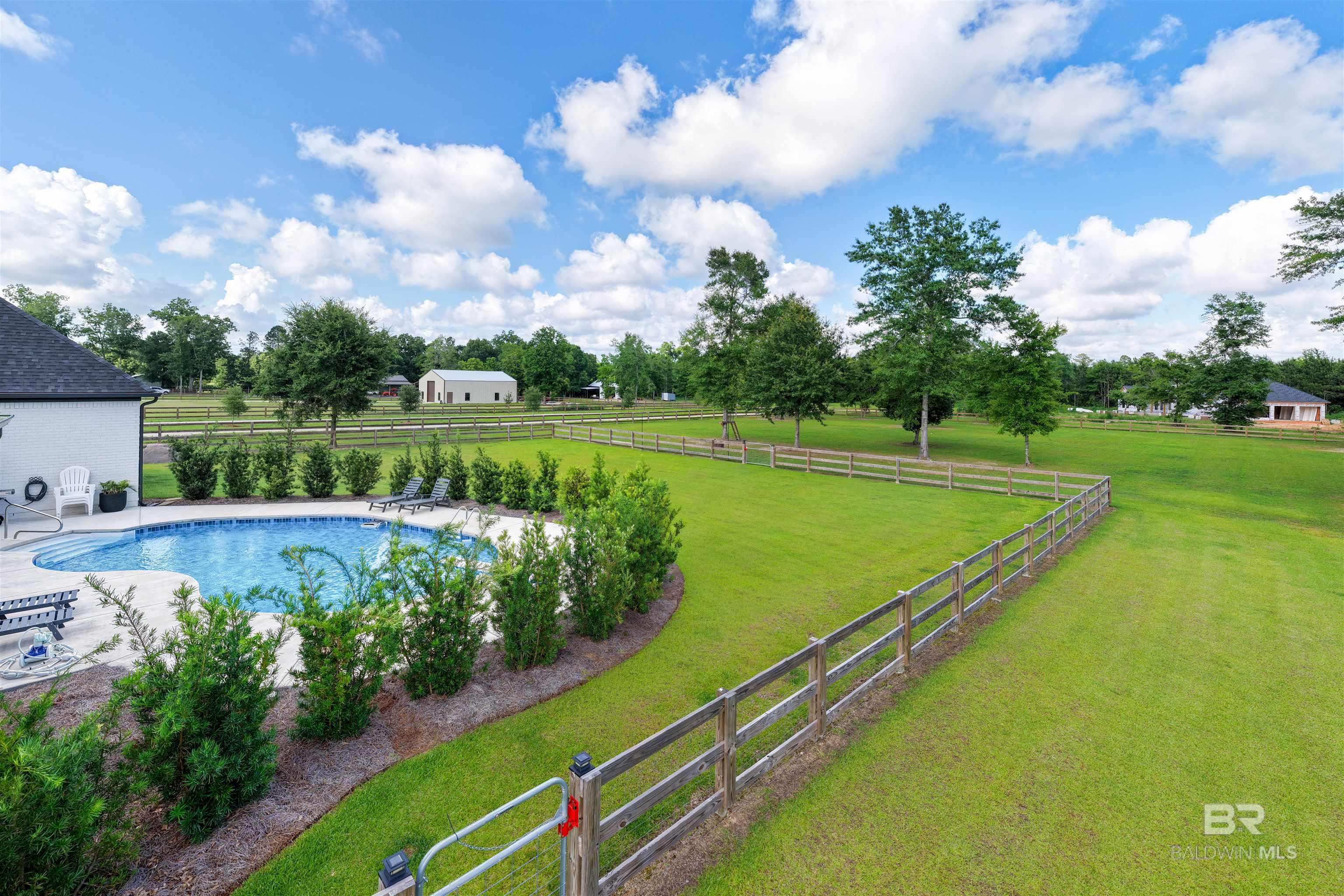 https://zimg.paragon.ice.com/ParagonImages/Property/PG/BCAR/396950/61/0/0/d2f24eeeeb88e8b2c69a0e686f14aa59/7/02a09163fd79ba5daf9c4573bfcca5cc/396950-747d11ef-d2df-4262-9dcc-640f0beca840.JPG