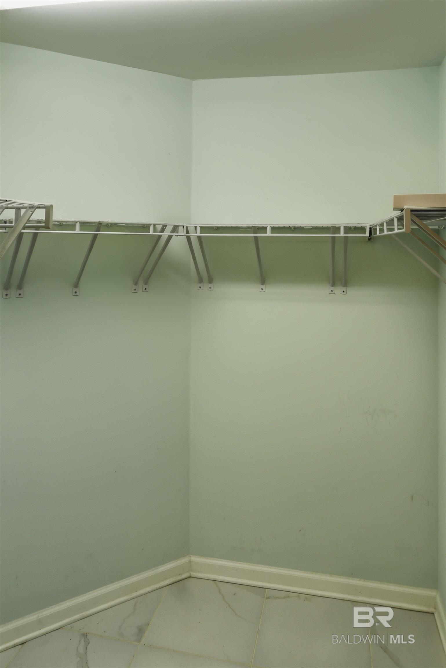 396957 | Photo 22