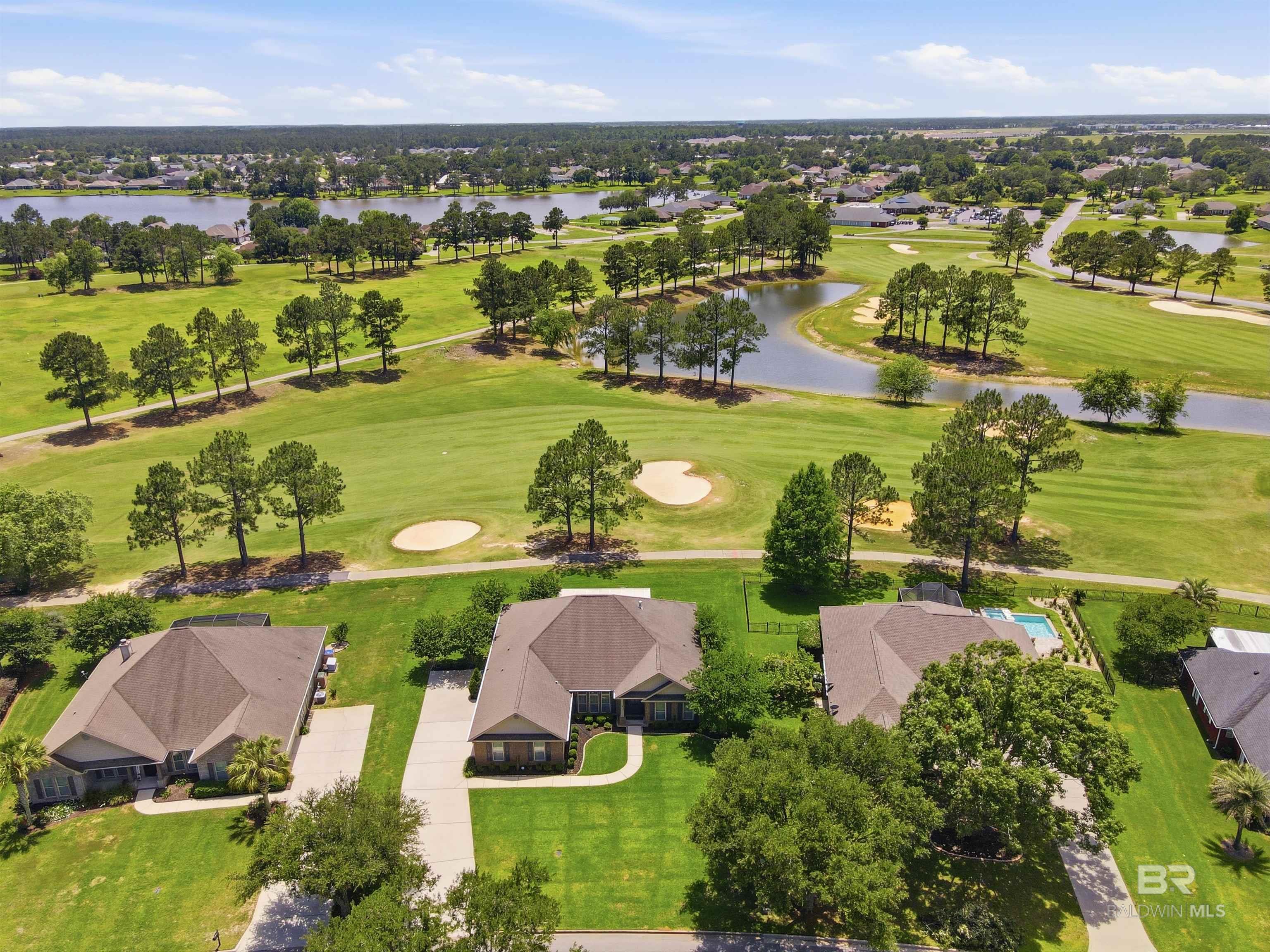 https://zimg.paragon.ice.com/ParagonImages/Property/PG/BCAR/396960/24/0/0/2984edfd4301bf9f8f02627681adbdfc/7/941f7eb2c5fb014af60c26f3f5e41e53/396960-b8c20fb2-4d36-4547-8ec1-95b28dc33cbe.JPG