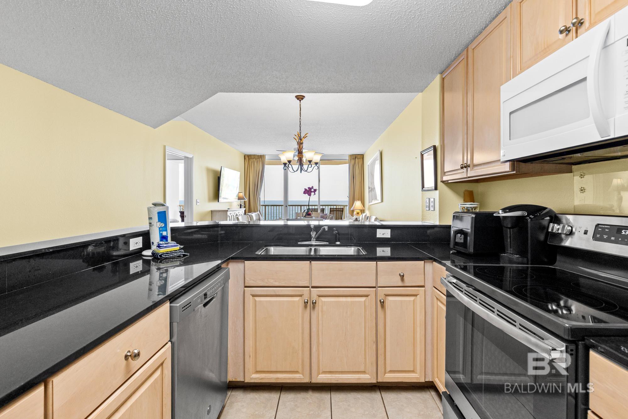 https://zimg.paragon.ice.com/ParagonImages/Property/PG/BCAR/396963/10/0/0/d24b62ce02c5c4ec9e02a2ce836a17b4/7/1653fe76d4627c623a89a6486f9d1652/396963-5e72f392-adca-49e1-b264-61d83d1fc26e.JPG