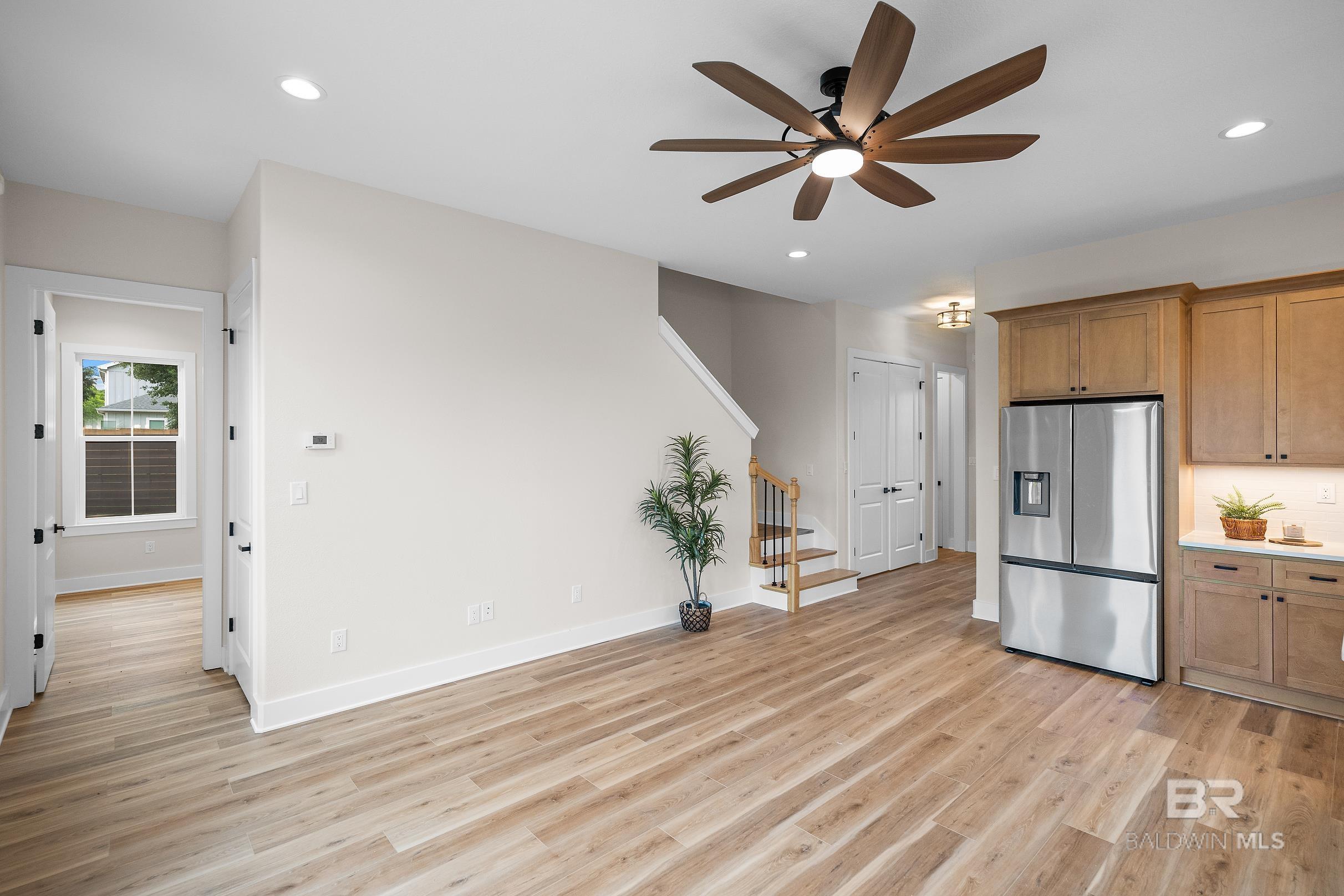 https://zimg.paragon.ice.com/ParagonImages/Property/PG/BCAR/396965/14/0/0/60de4d0e6f6029237d256bd42aaef2c0/7/0fc554448e285f69f42afe869695cd21/396965-67853c03-cd29-4568-b582-ddbb0b2f8553.JPG