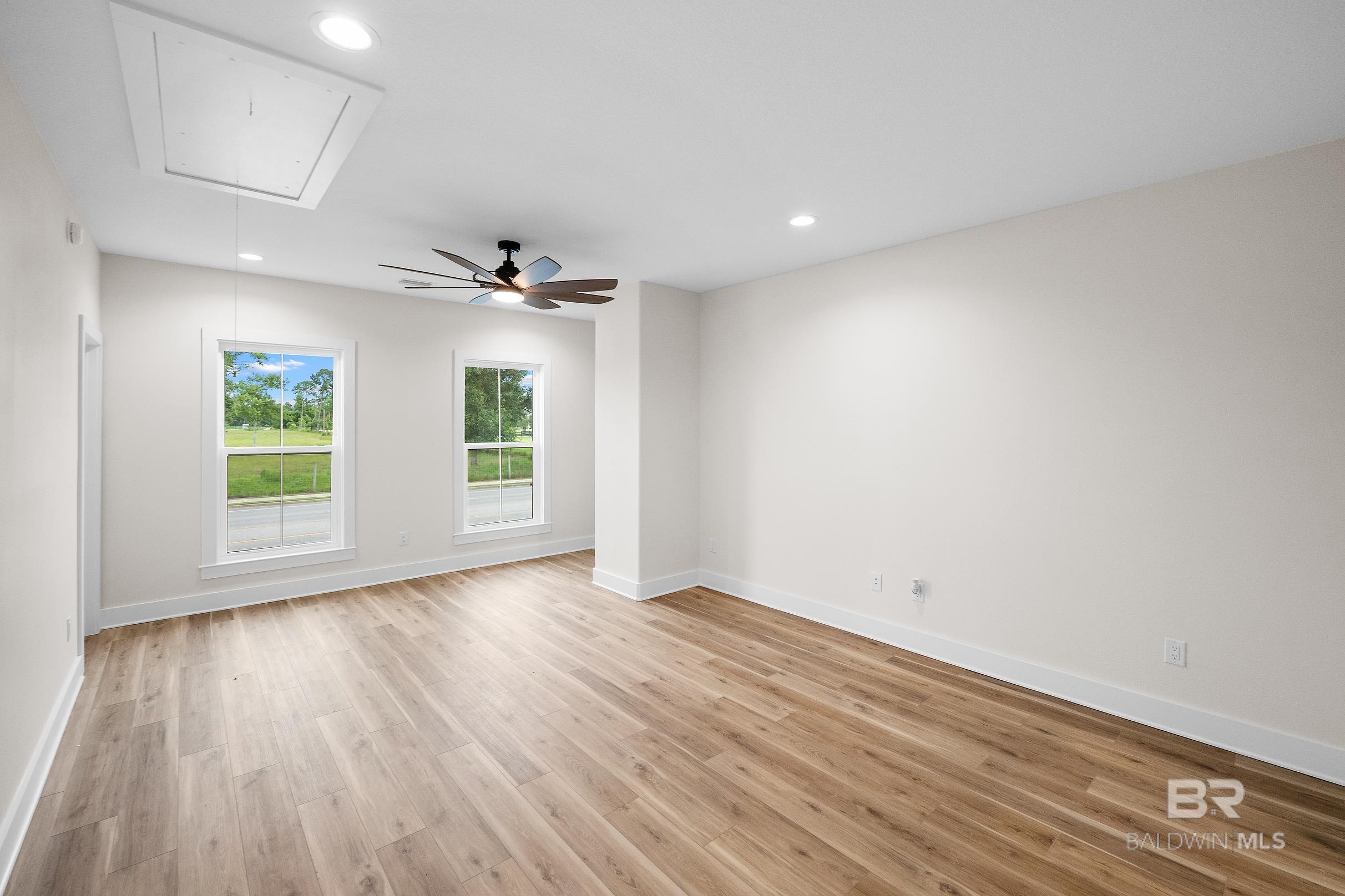 https://zimg.paragon.ice.com/ParagonImages/Property/PG/BCAR/396965/40/0/0/224a2cf9907bec2f064294dbb23a0ab7/7/0fc554448e285f69f42afe869695cd21/396965-9ca846f5-92f2-45ac-8338-f4b22dc2d812.JPG