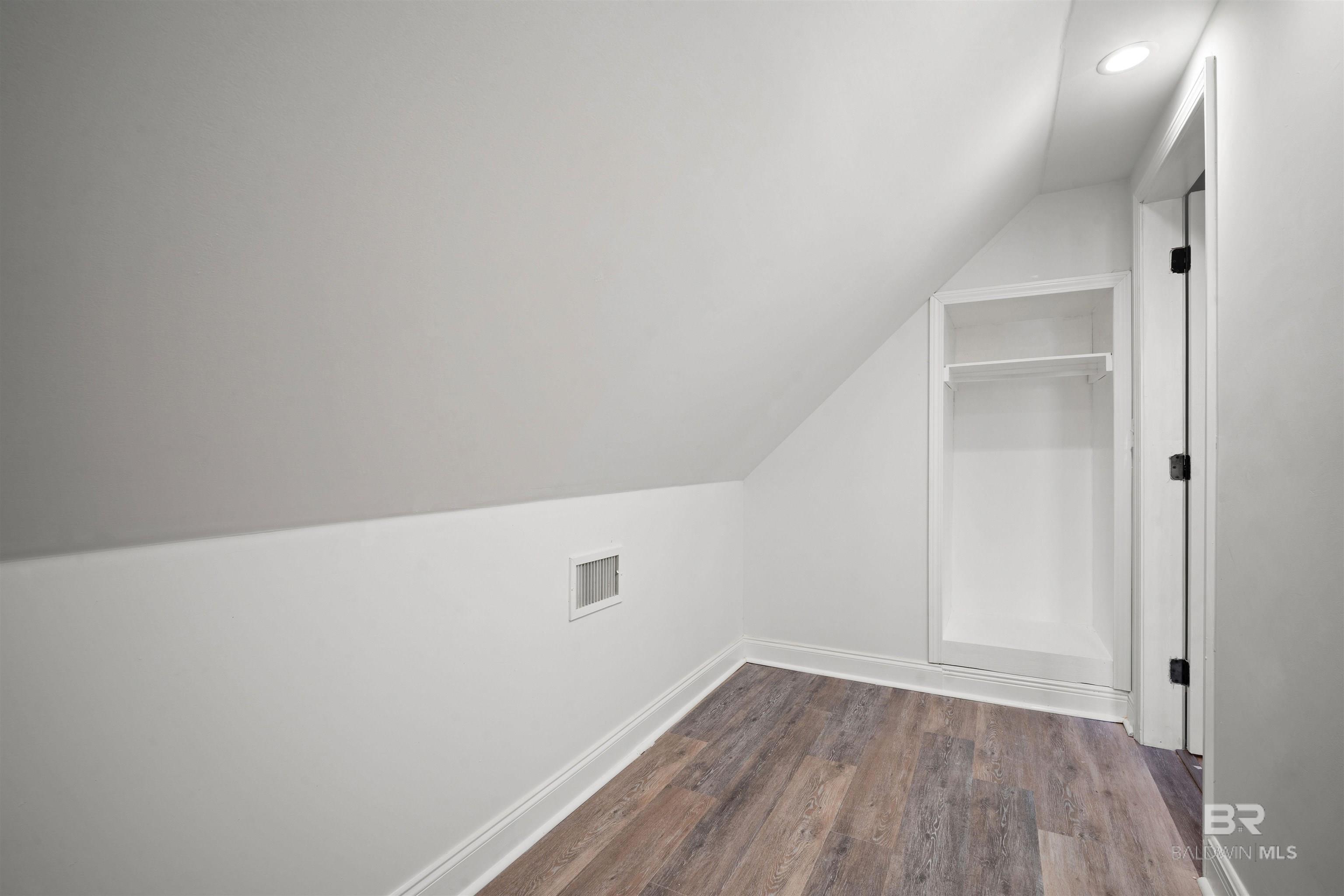 397005 | Photo 20