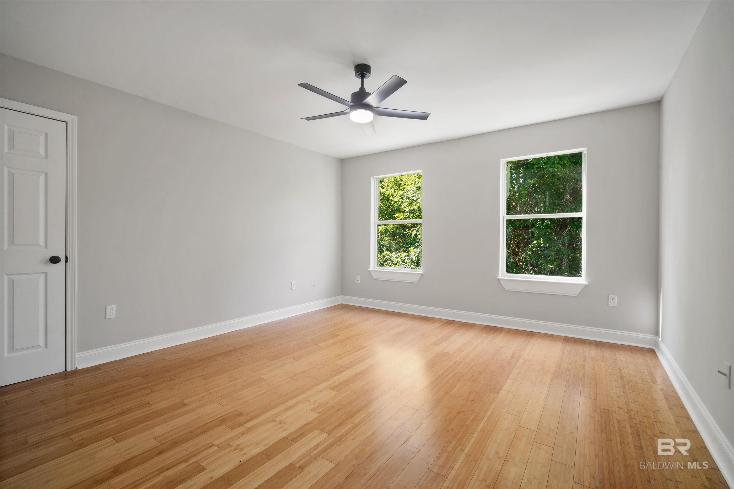 397005 | Photo 24