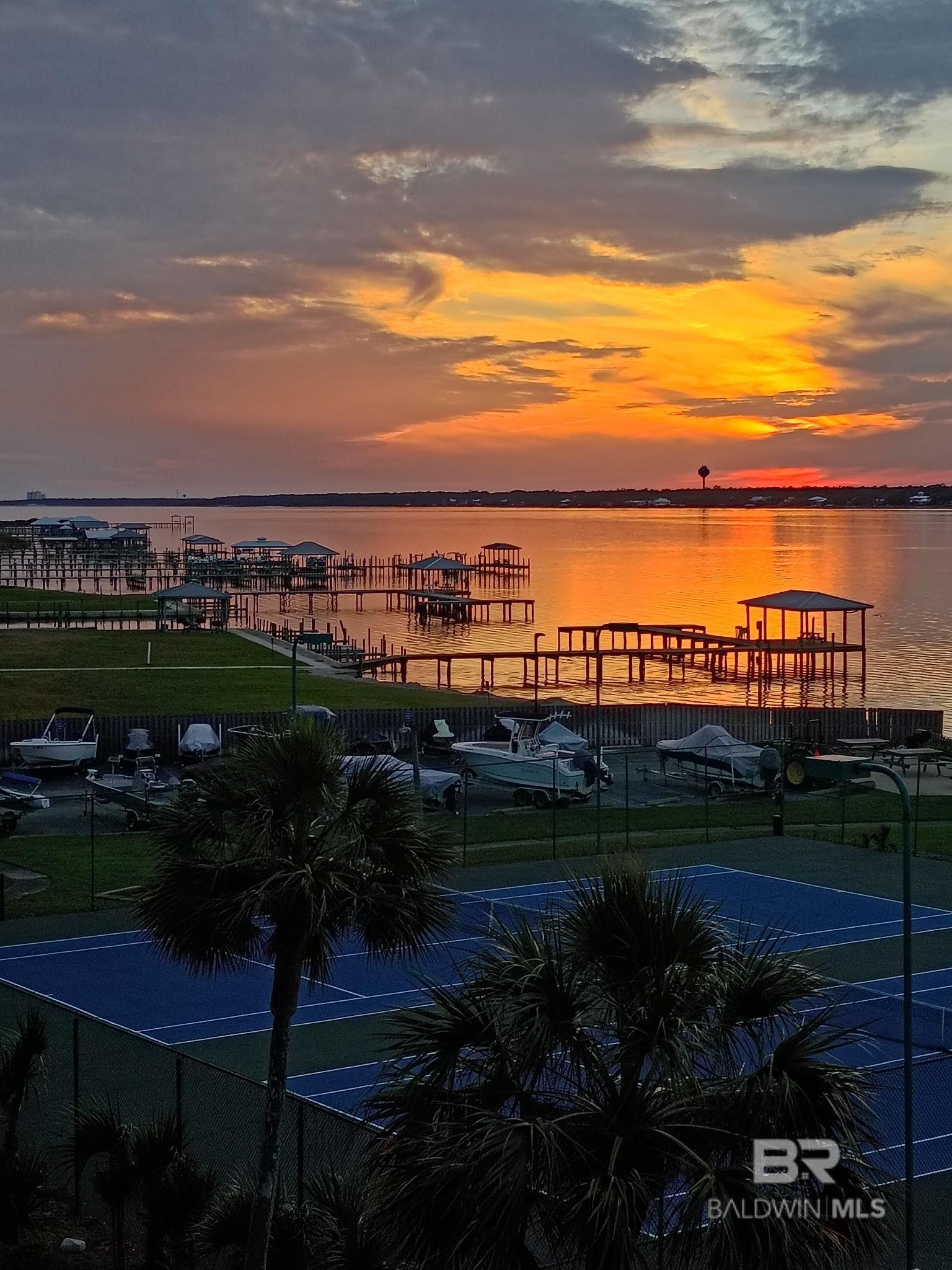 https://zimg.paragon.ice.com/ParagonImages/Property/PG/BCAR/397012/22/0/0/b6777b05edfe2069bc6082e4c1d73acb/7/2d3b47437b5248083eae405073e4df8a/397012-3E2BCD8E-84EA-41FA-91BB-252FB443BB88.JPG