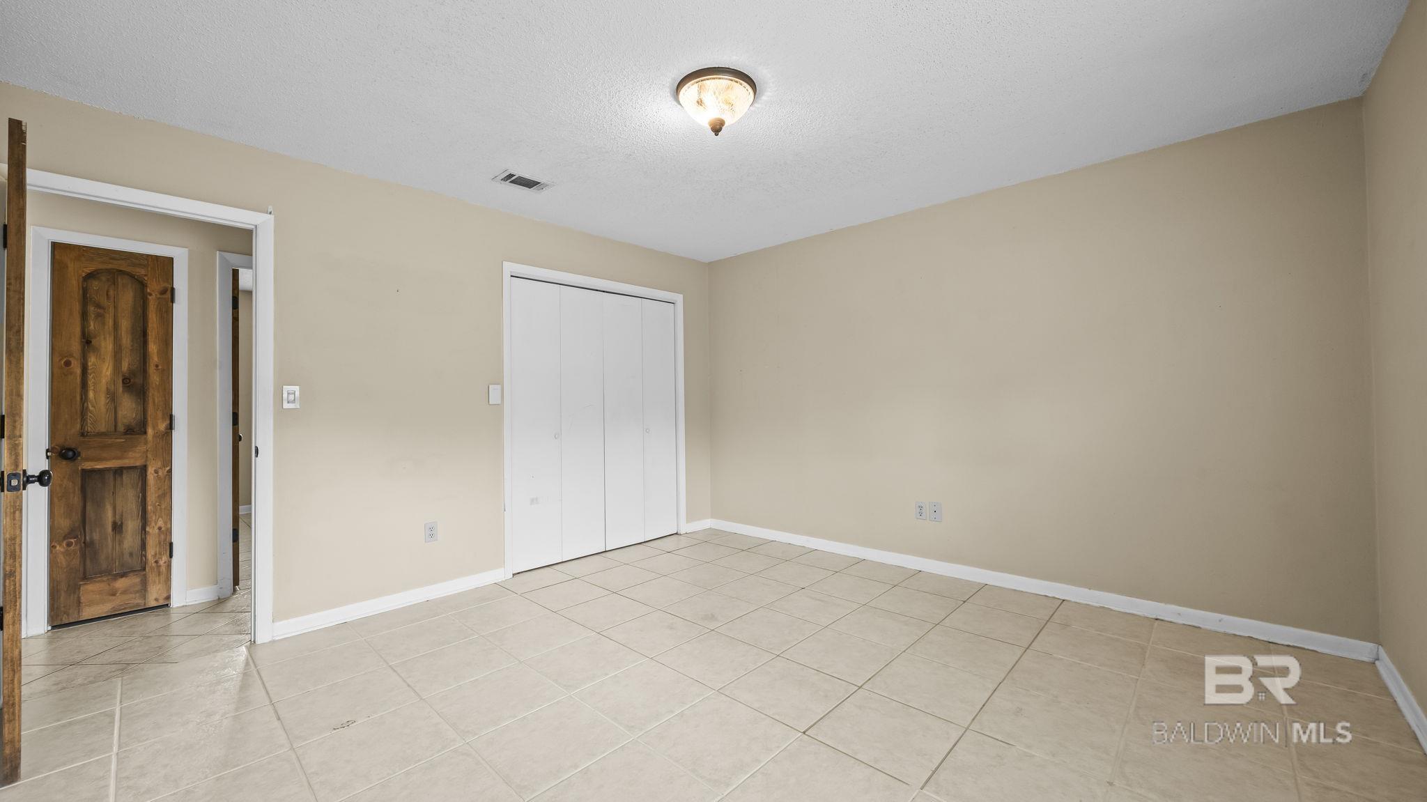 397032 | Photo 32