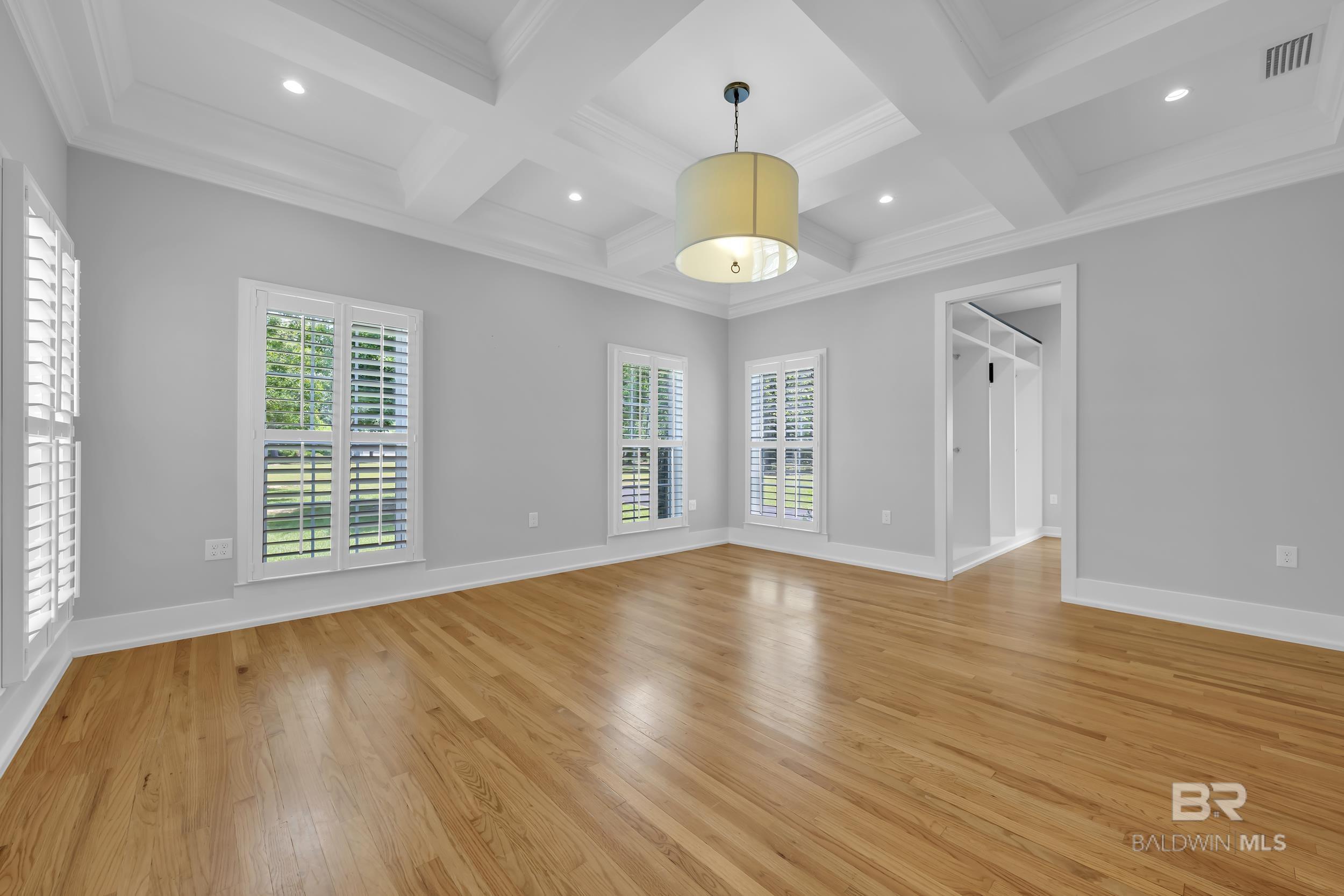 https://zimg.paragon.ice.com/ParagonImages/Property/PG/BCAR/397042/43/0/0/01b053345fd2877fc31a73e6ca5509d3/7/862d3ad8d81251832a16e062c92acca2/397042-6cbe19a6-5f66-46c1-969a-cfb7ae482b90.JPG