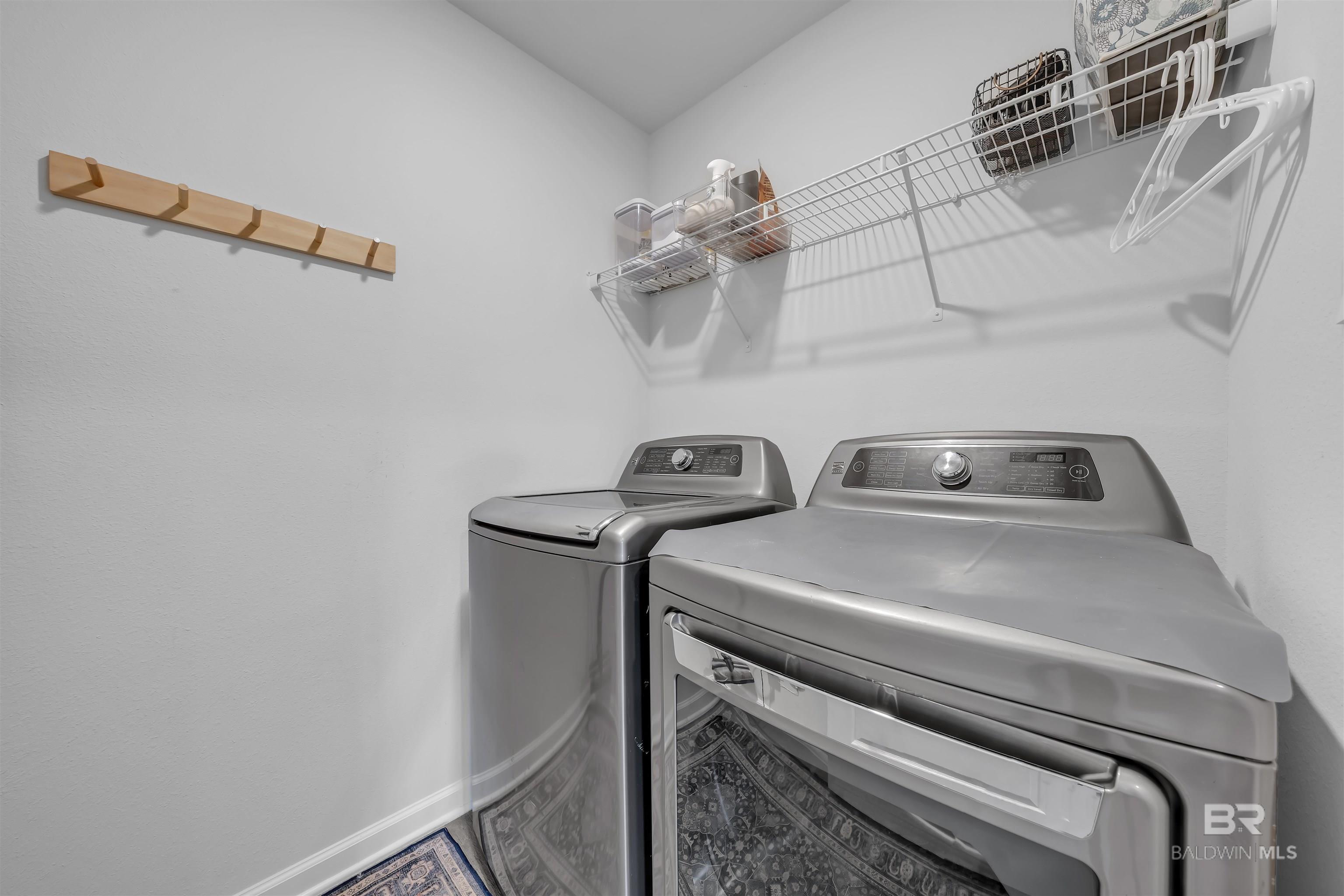 397045 | Photo 29