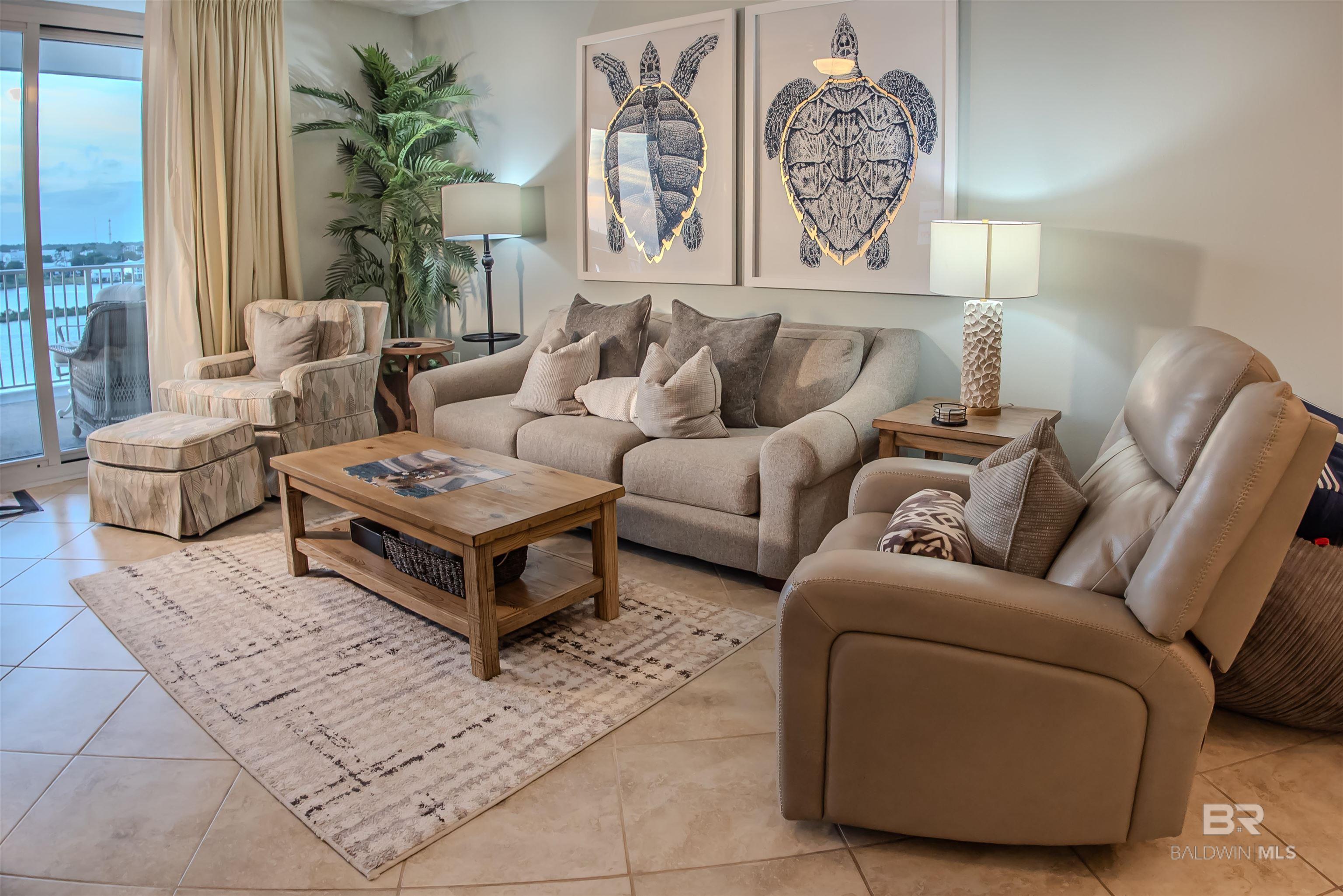 https://zimg.paragon.ice.com/ParagonImages/Property/PG/BCAR/397056/4/0/0/fd56cb830ecb6025d1b60ba80292466d/7/8ca5d590d40a54fce596b3a84ac30f21/397056-5df8b828-2797-4a1e-9c12-974e34564261.JPG