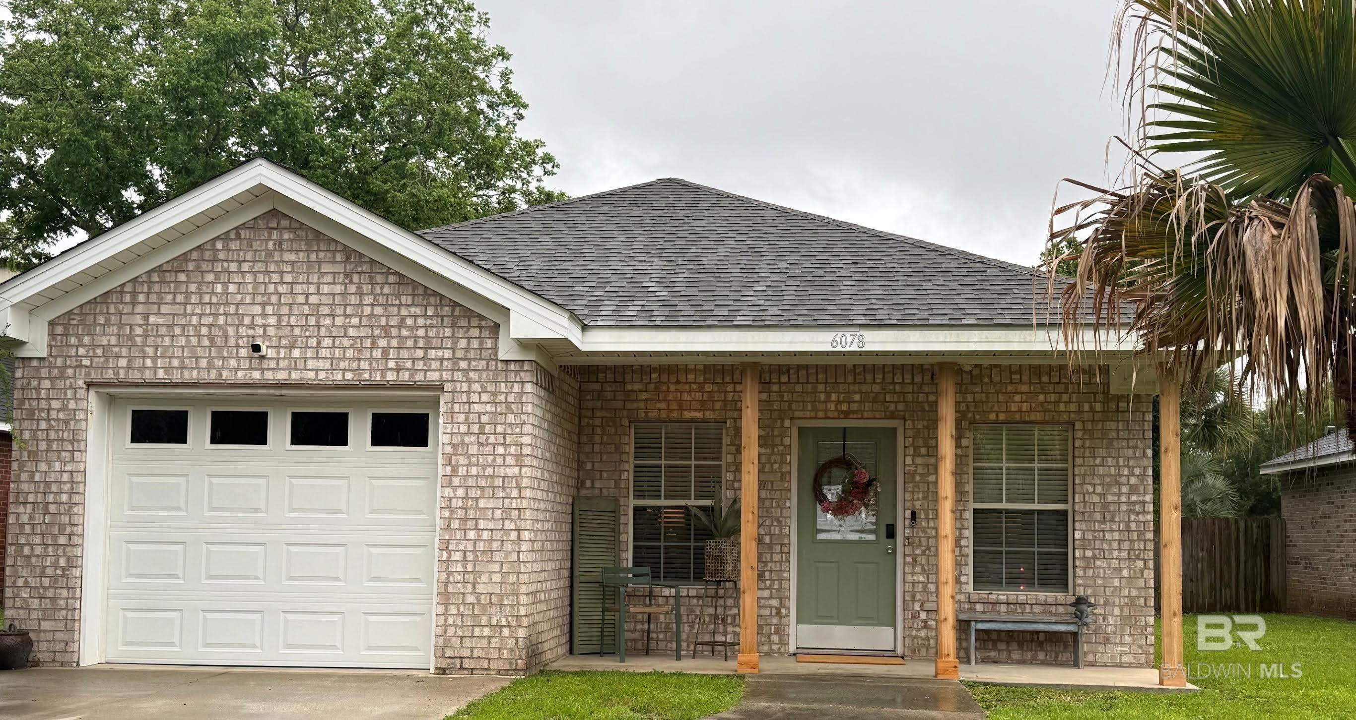 Gulf Shores Middle School - Homes for Sale