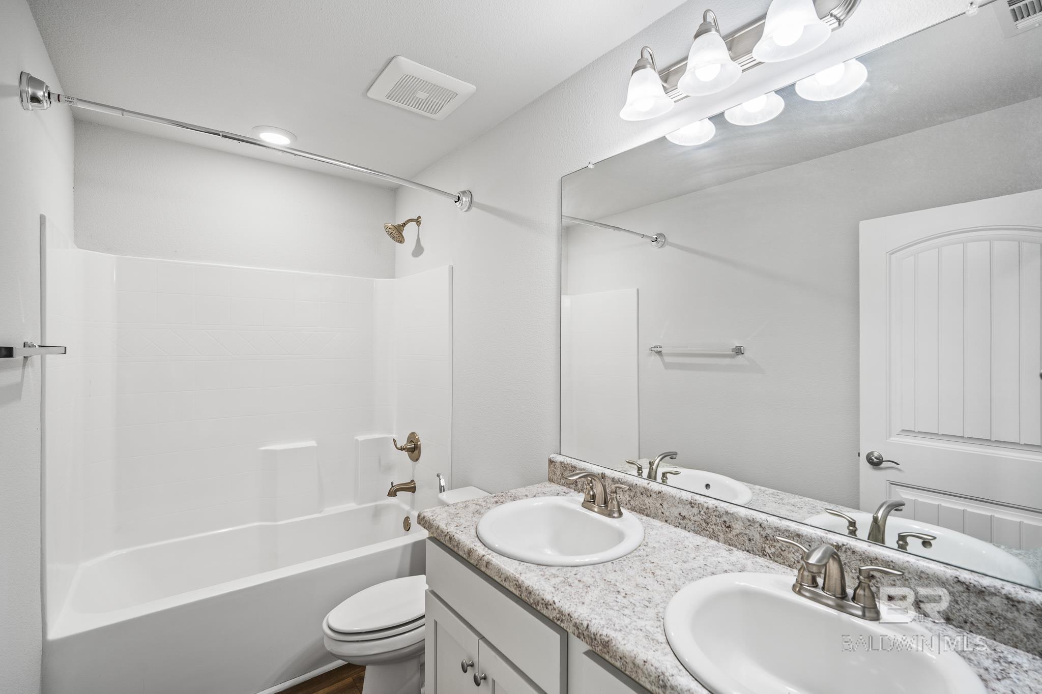 https://zimg.paragon.ice.com/ParagonImages/Property/PG/BCAR/397107/18/0/0/0b8ee09a7122d92aa575aed95f63fe77/7/e54ca7c9ff1fc745eca32b14ade90726/397107-FF043827-1F45-4314-9741-A56CC5D24E8F.JPG