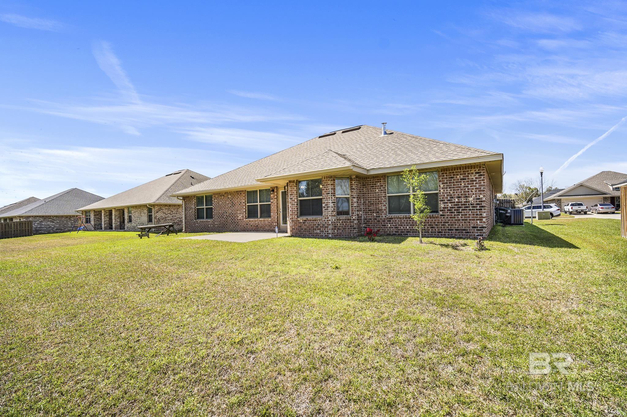 https://zimg.paragon.ice.com/ParagonImages/Property/PG/BCAR/397107/24/0/0/14678f2b7202bc1b50a6dad05a5c4d5b/7/e54ca7c9ff1fc745eca32b14ade90726/397107-58DBB19E-65A2-464F-9F86-A83623EE4D59.JPG
